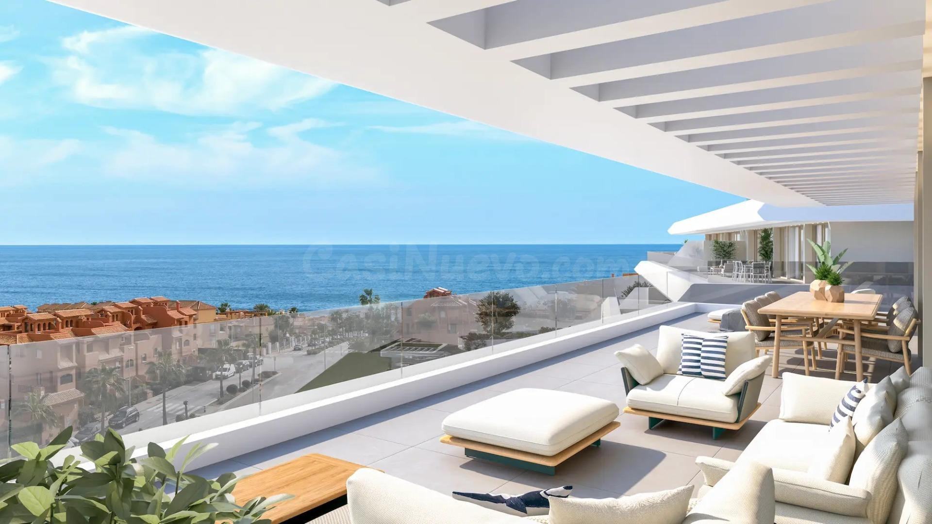 Ático de 3 dormitorios y 2 baños con vistas al mar. Buenas Noches, Estepona