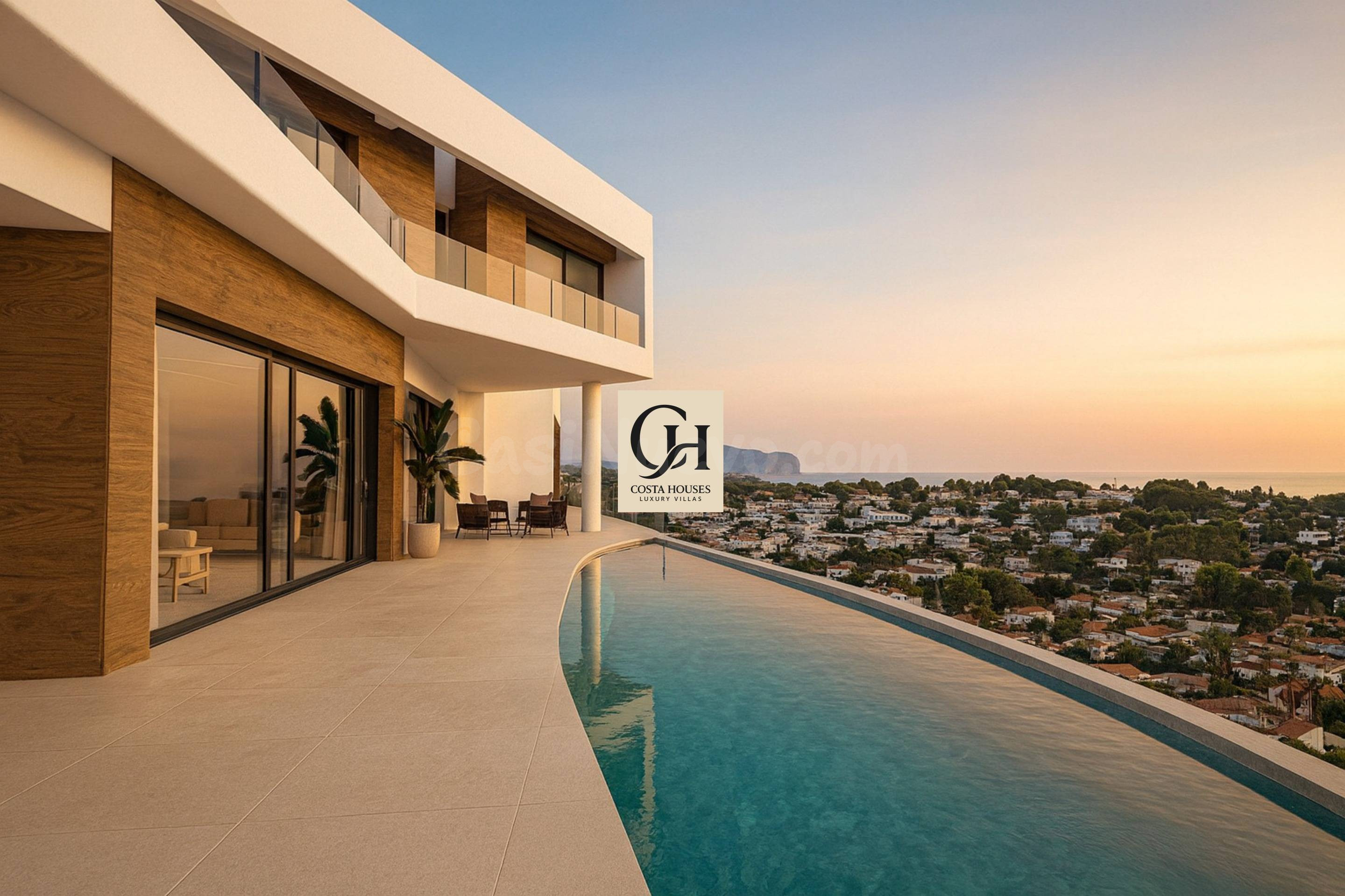 VILLA VISTA IFACH · VISTAS AL MAR Y ARQUITECTURA CONTEMPORÁNEA EN CALPE