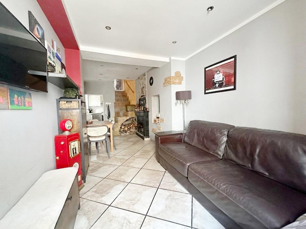 Casa de pueblo reformada con encanto en pleno centro de Parcent