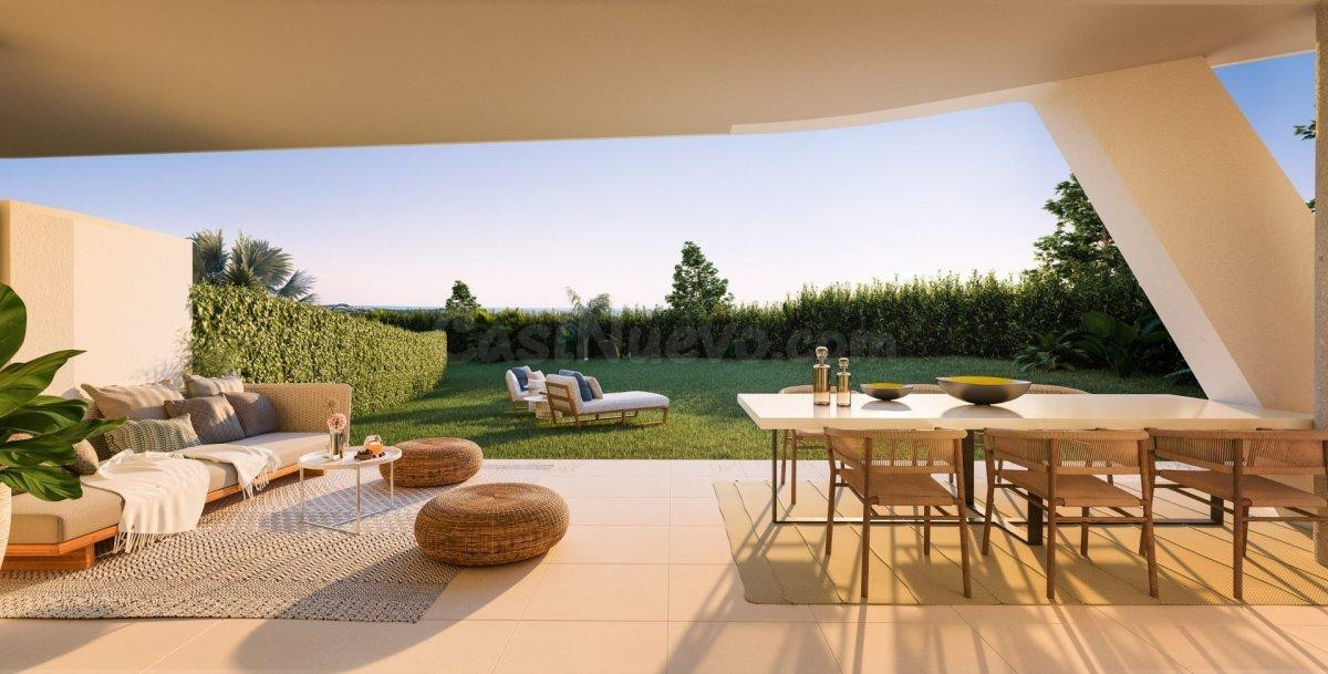 Apartamento planta baja de 3 dormitorios,  2 baños, Terraza y Jardín en La Cala de Mijas