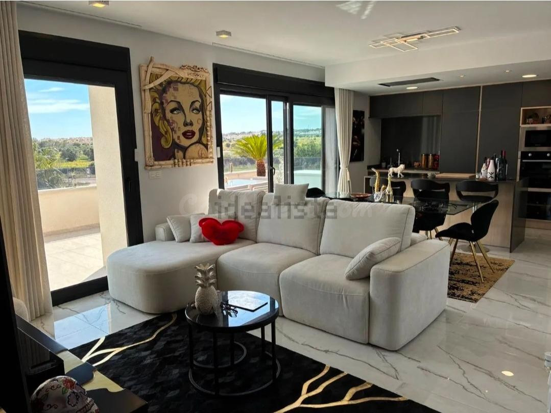 ÁTICO EXCLUSIVO CON VISTAS AL MAR EN ORIHUELA COSTA - foto 2
