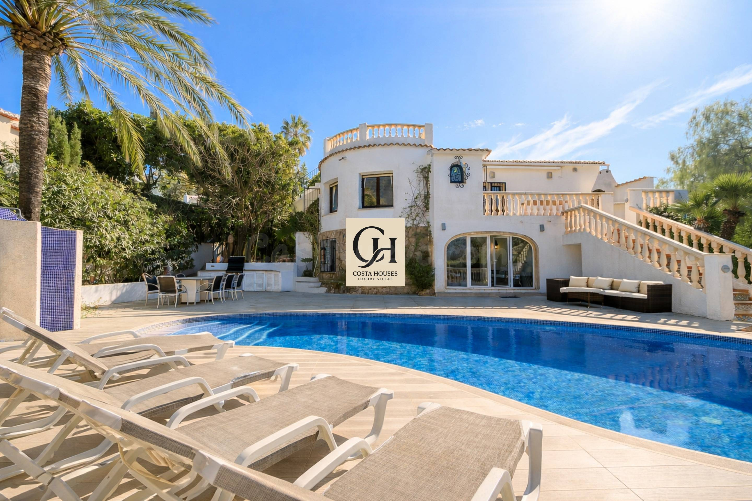 VILLA VERDIA · VILLA MEDITERRANEA DE 4 DORMITORIOS CON PISCINA PRIVADA EN JAVEA