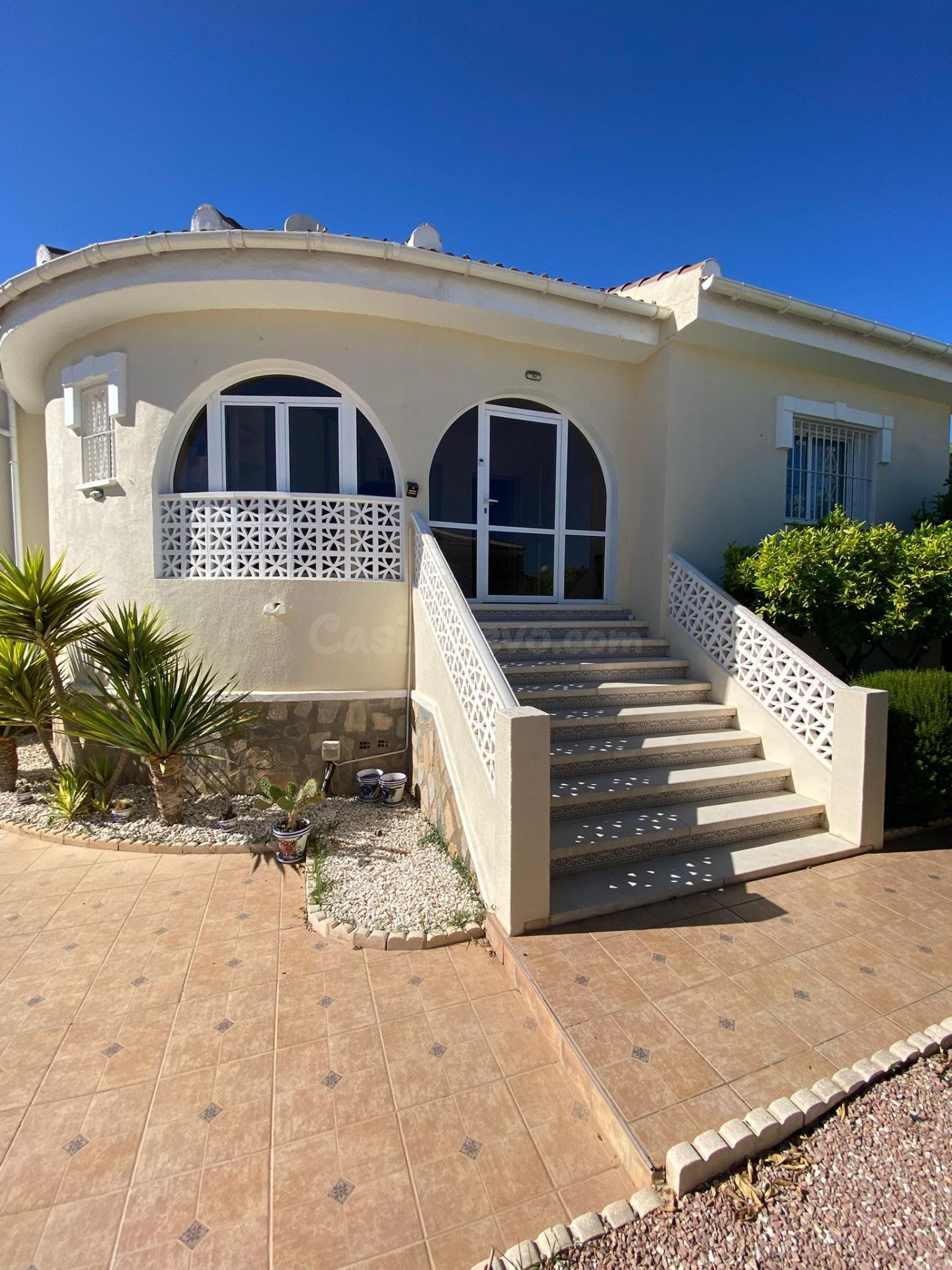 Exclusiva Villa Independiente con Piscina Privada en Doña Pepa, Ciudad Quesada