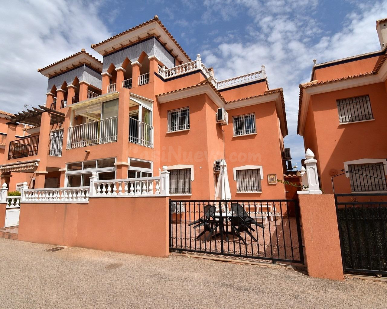 Casa Tipo Dúplex 2 habitaciones 94m² en venta - Playa Flamenca