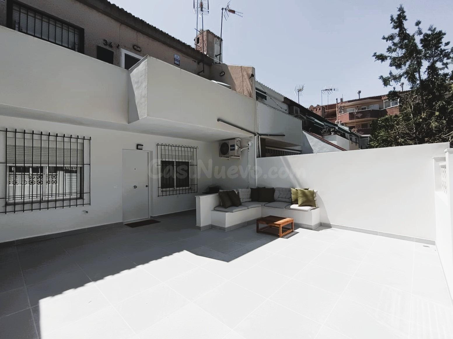 Casa o chalet independiente en venta en Calle Isla Sicilia