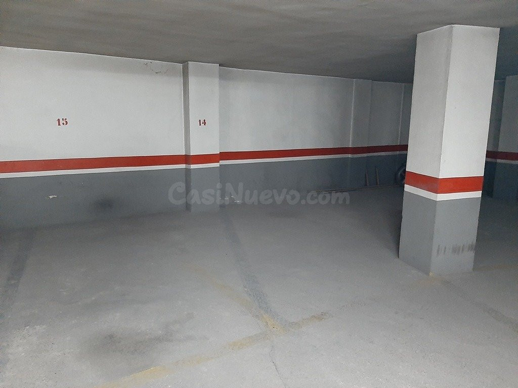 Plaza de garaje en venta en Calle San Vicente, frente a la Unión Musical