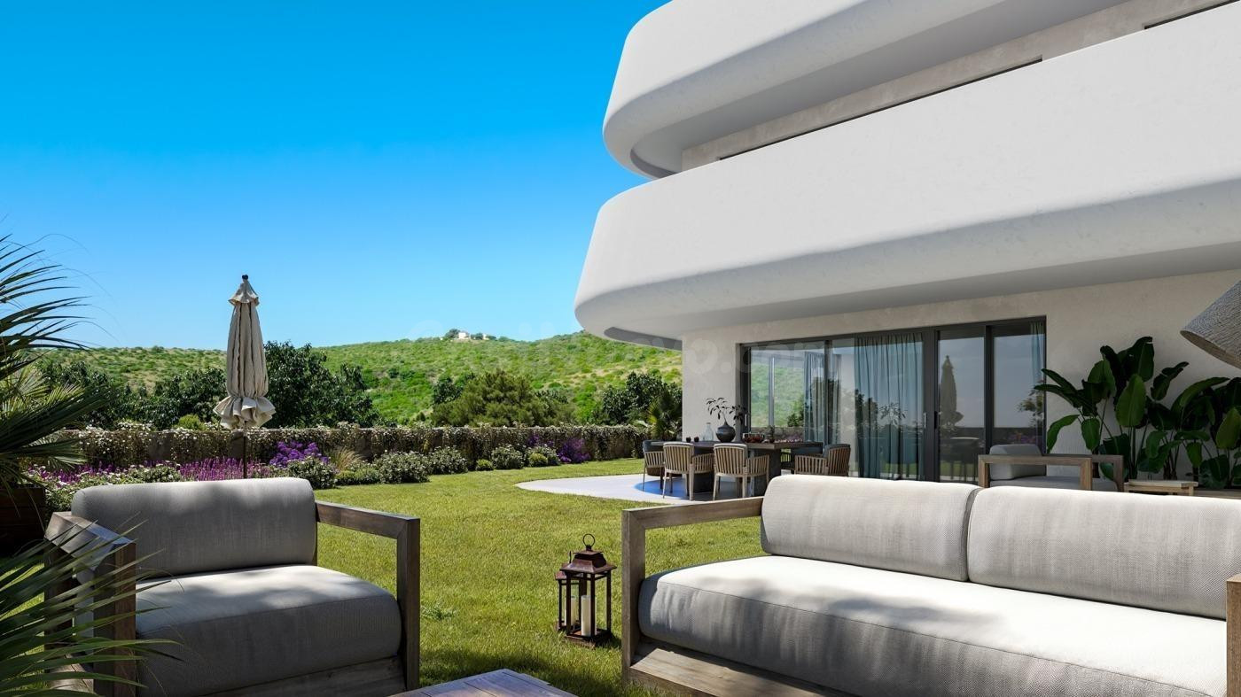 Apartamento bajo con vistas al mar. 3 dormitorios, 2 baños. Casares Golf, Casares Costa