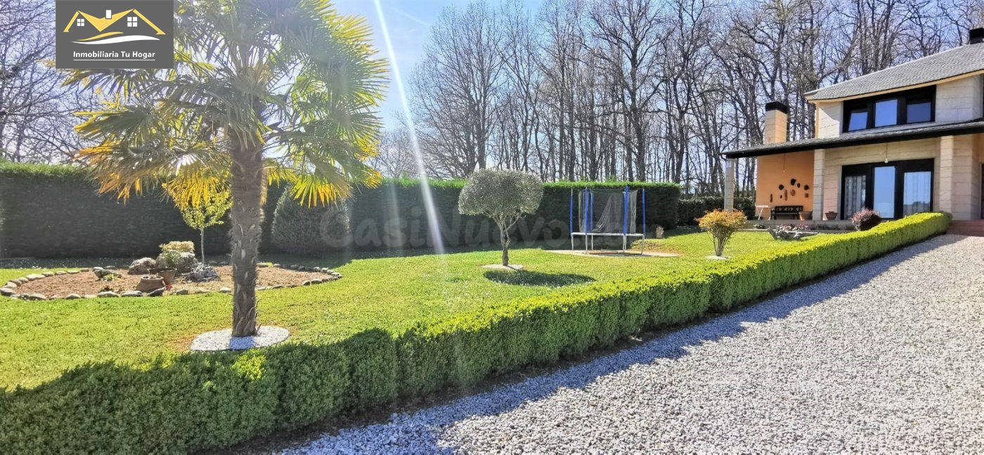 #Chalet Independiente en Trives - Oportunidad Única en Entor