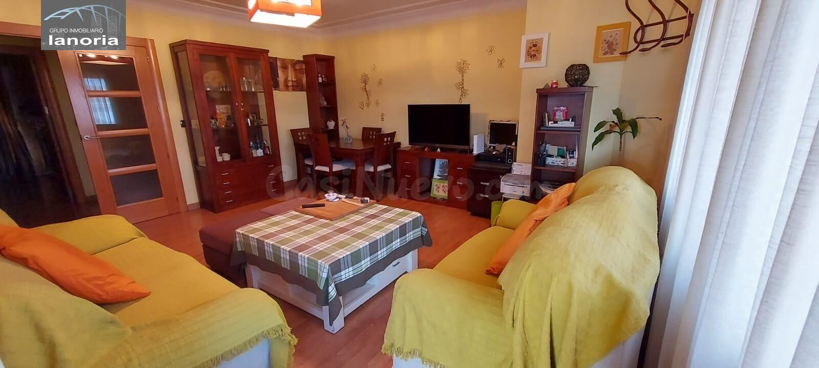 Grupo la Noria Vende Amplio Piso de  3 Dormitorios y 2 Cuartos de Baño. Zona Ps. Circunvalación
