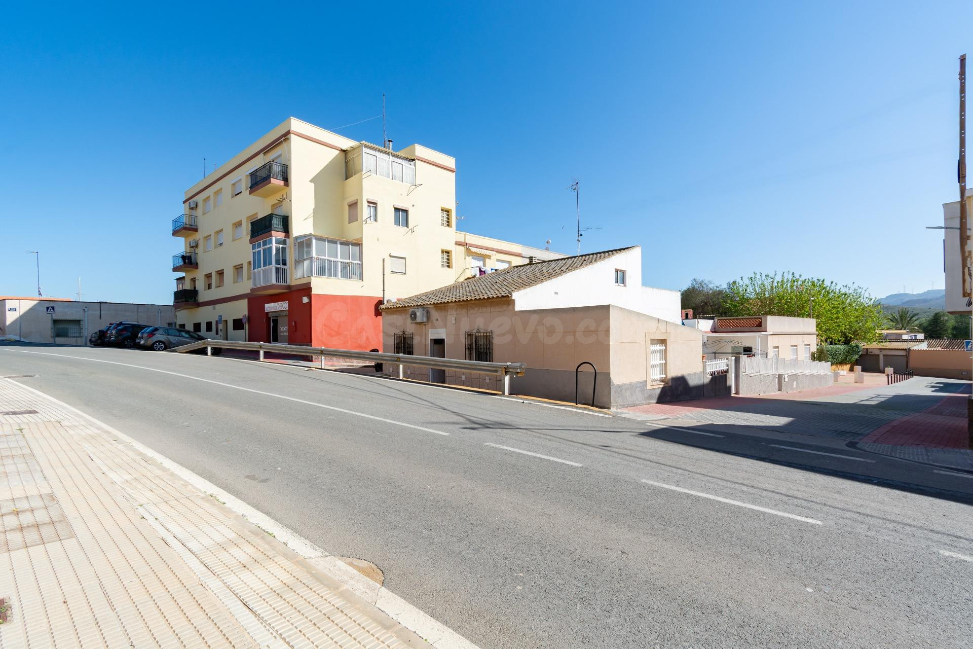 Planta baja en venta en Alumbres – Amplia vivienda con gran potencial