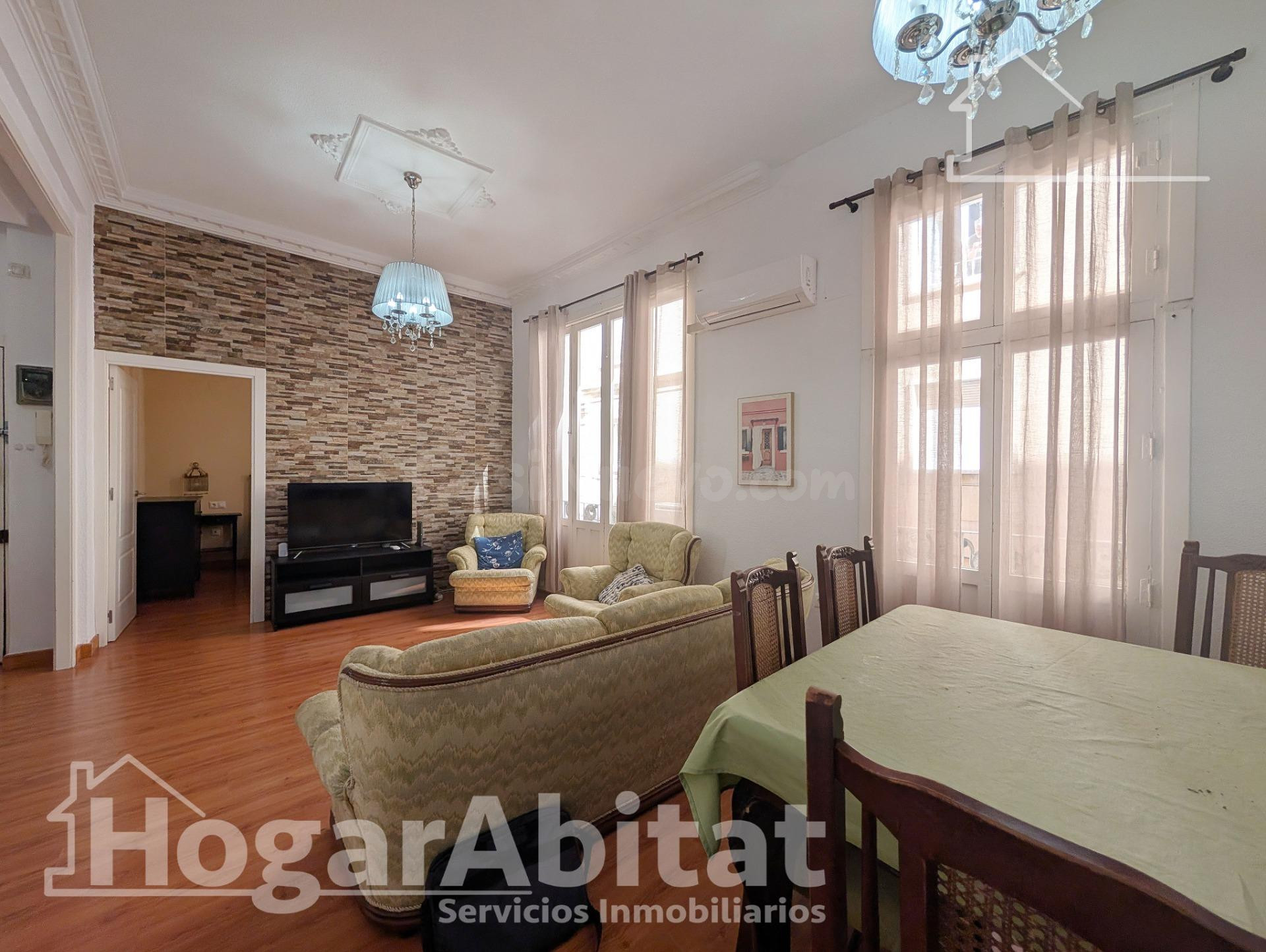 ¡CENTRO DE ALICANTE! PRECIOSO, REFORMADO Y EXTERIOR CON TRASTERO