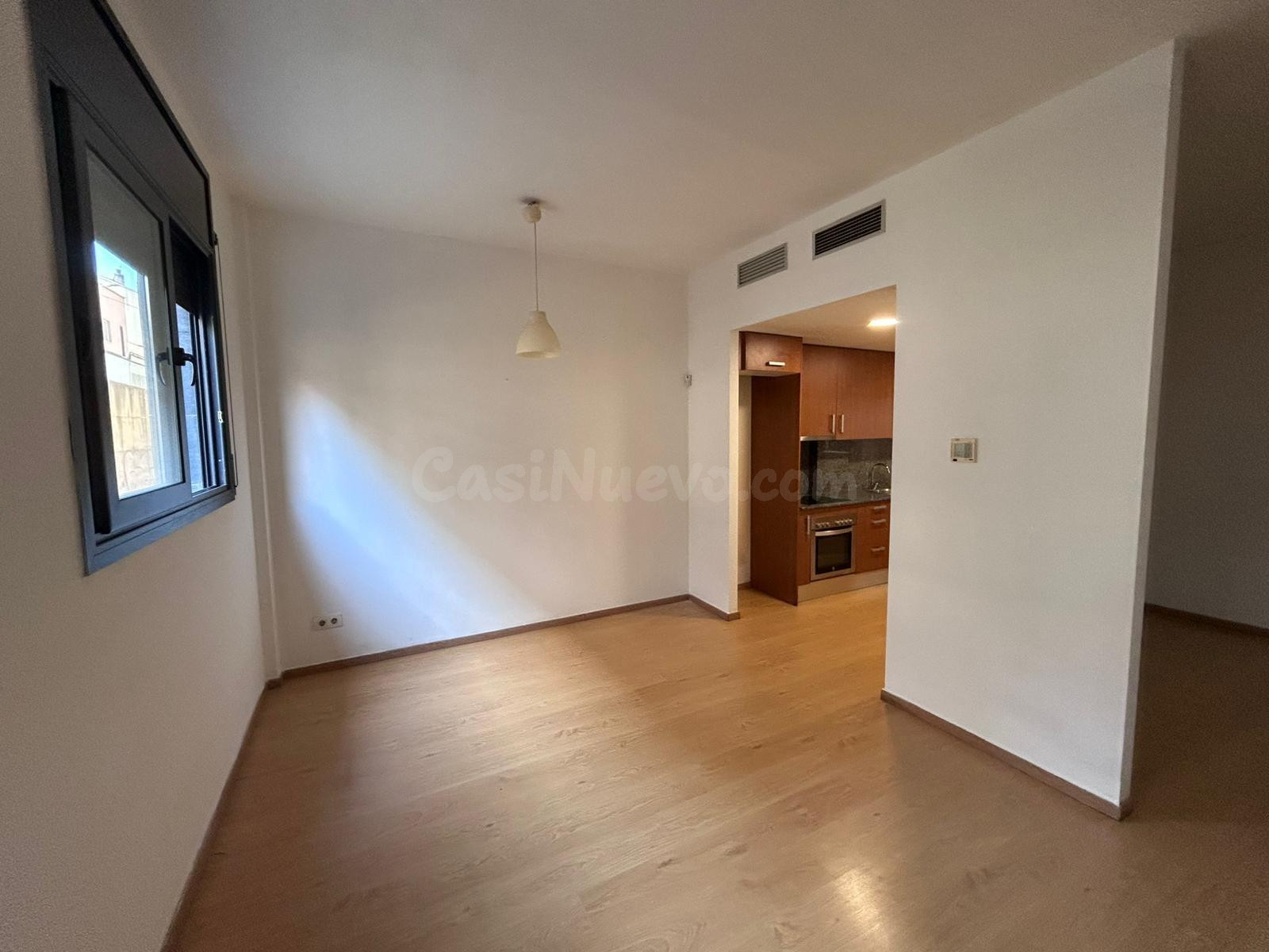 PRÁCTICO LOFT DE 1 HABITACIÓN CON PARKING Y TRASTERO EN LA ZONA ESPORTIVA