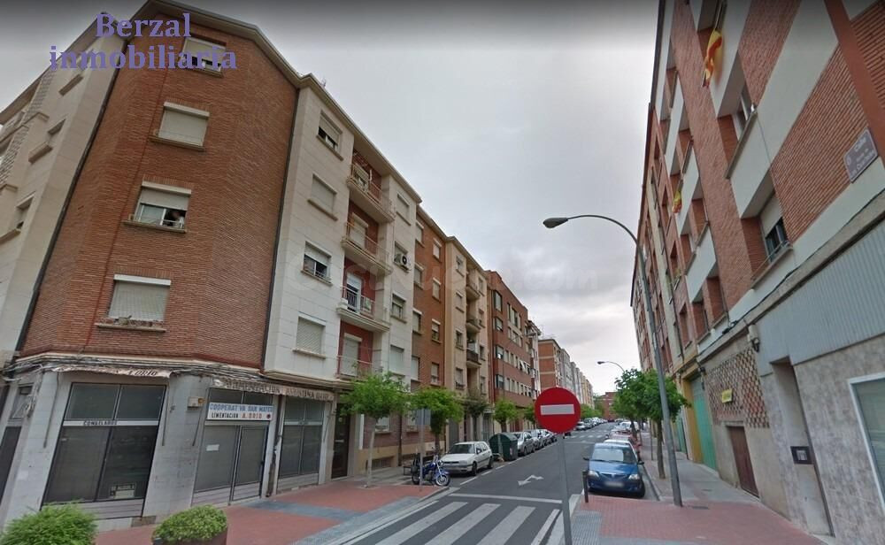 Amplio Local Comercial en Venta en Logroño, Zona Oeste - €300.000