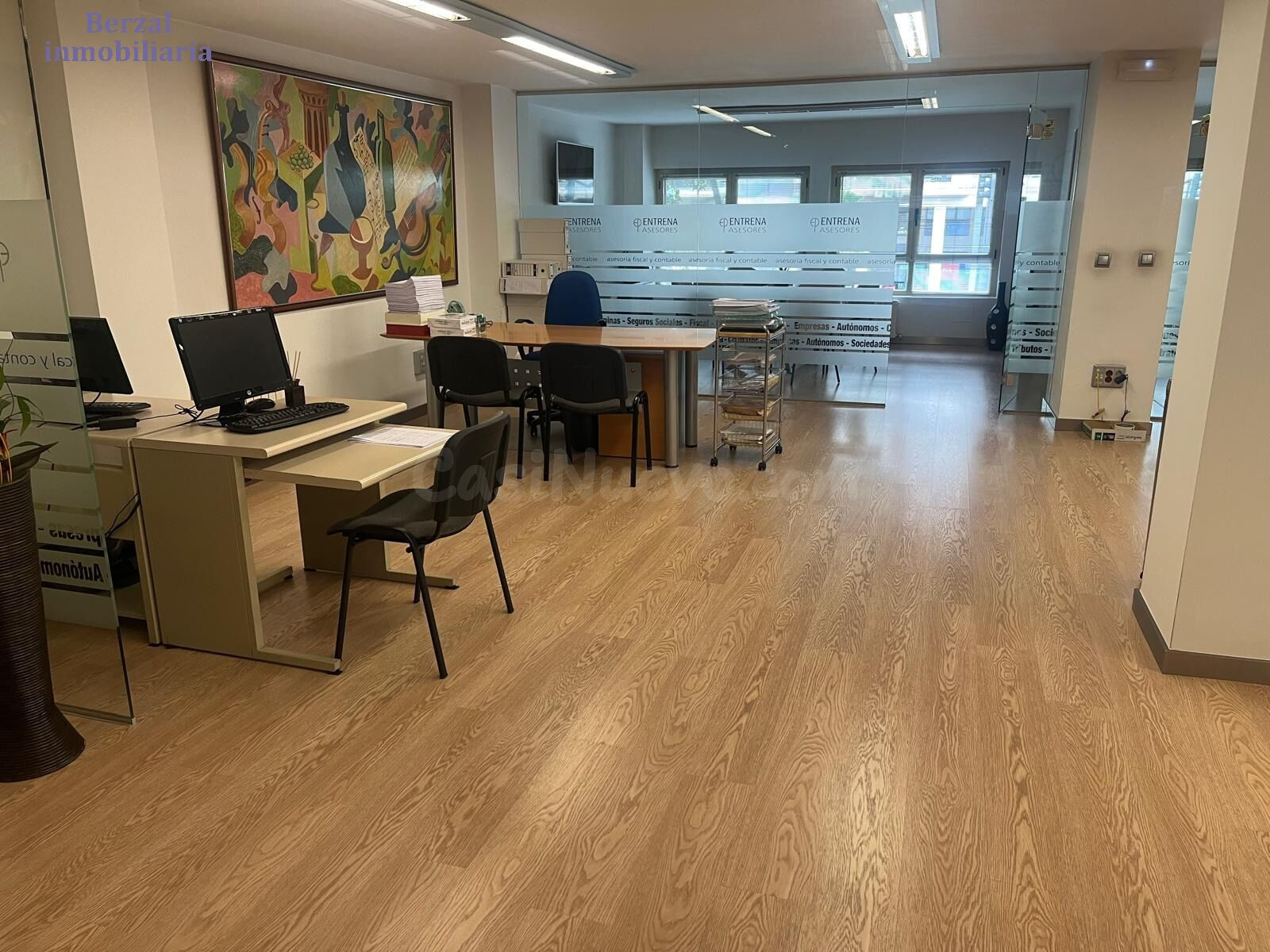 Oficina totalmente equipada y amueblada en la Gran Vía de Logroño