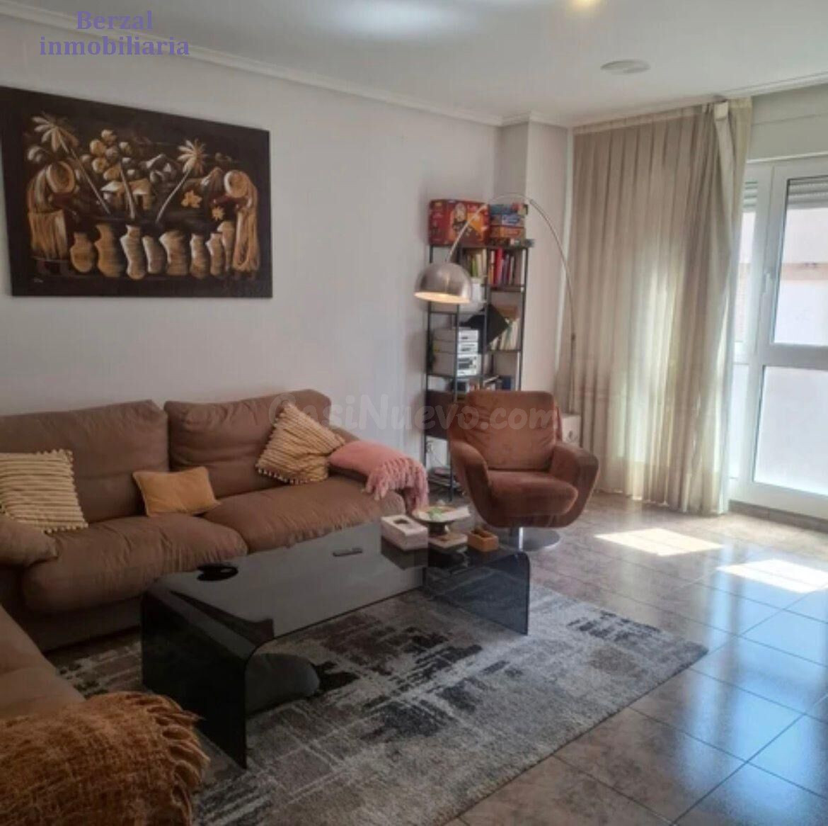 Piso a 10 Km de Logroño. Tres hb, salón, cocina y baño. Con ascensor