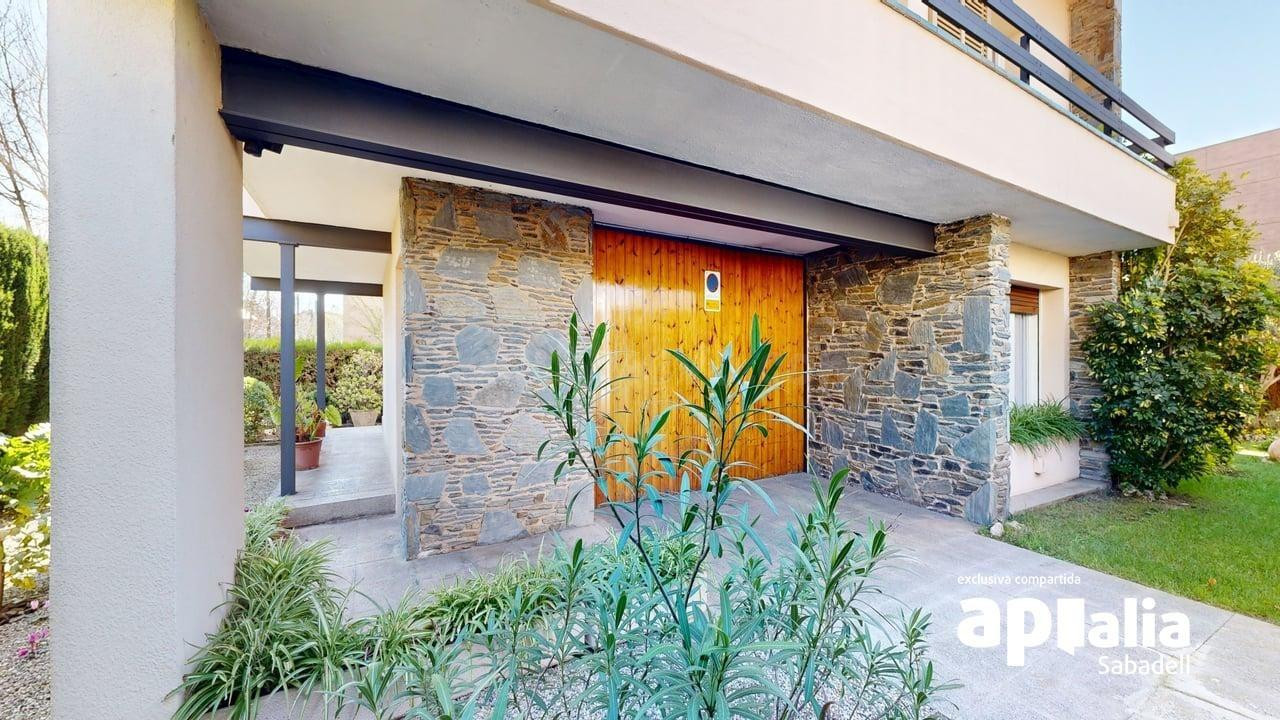 CASA CHALET  EN BARBERÀ DEL VALLÈS