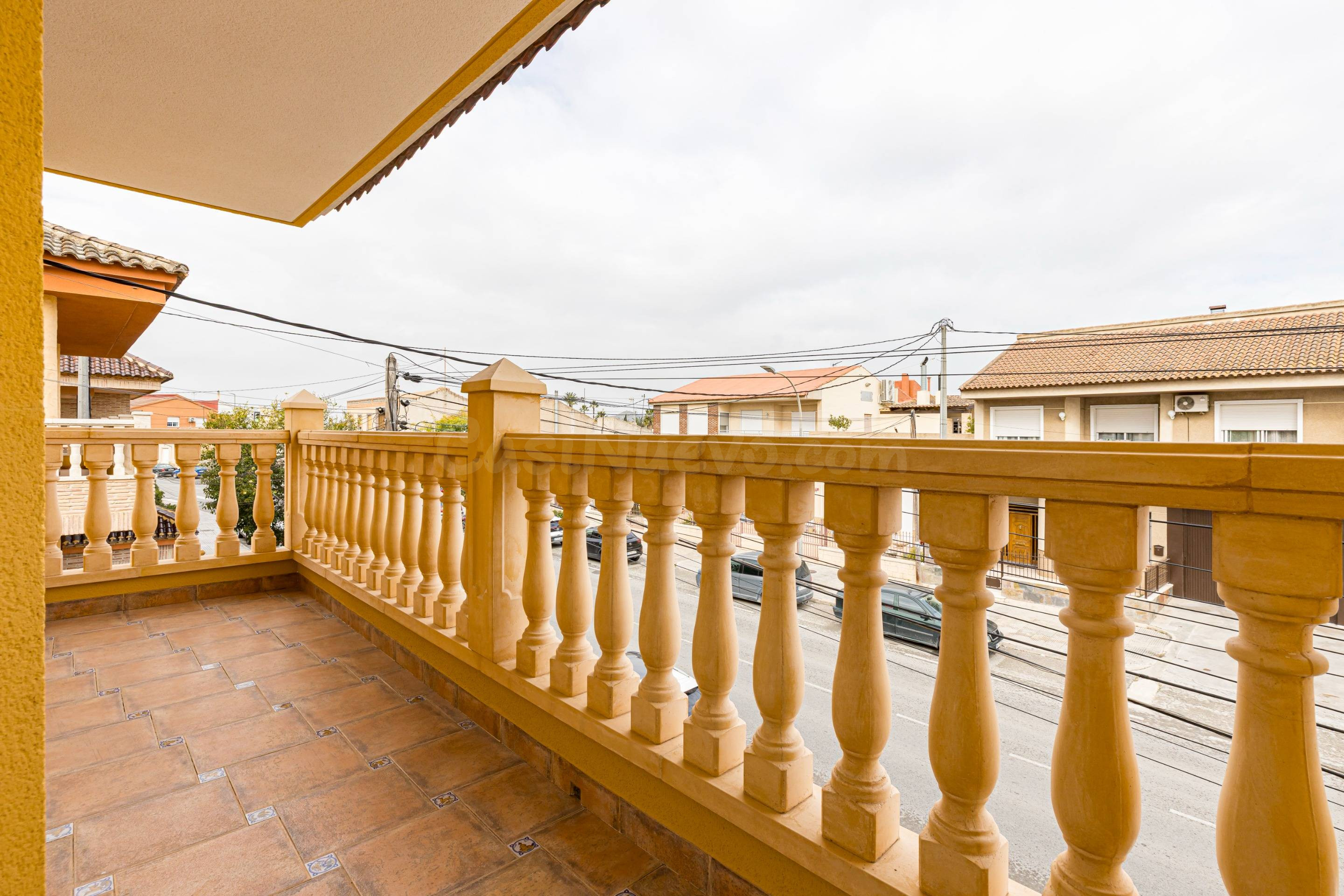 Vivienda amplia en El Raal con garaje, placa solar y excelentes calidades