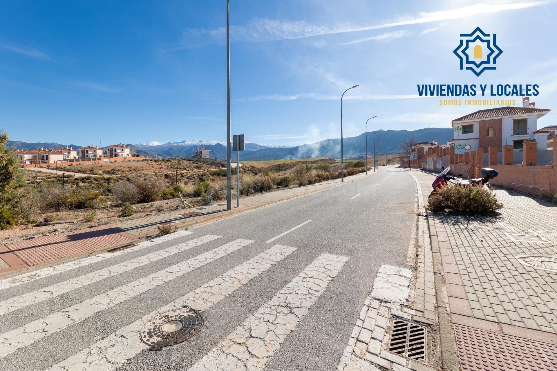 Parcela urbana en Otura para construir tu vivienda unifamiliar