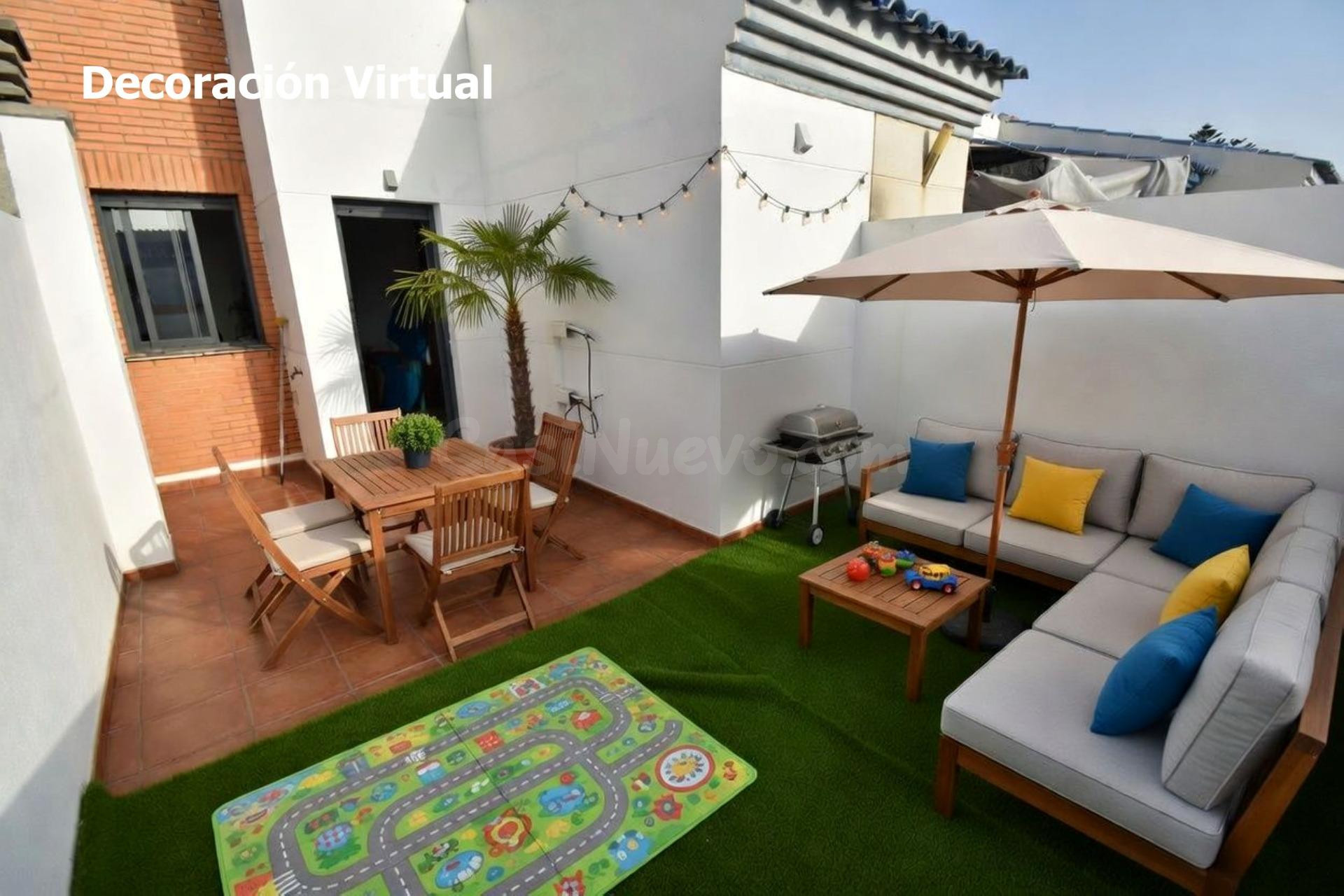 ESTUPENDO ADOSADO SEMINUEVO CERCA DE LA PLAYA CON DOBLE TERRAZA, GARAJE Y TRASTERO