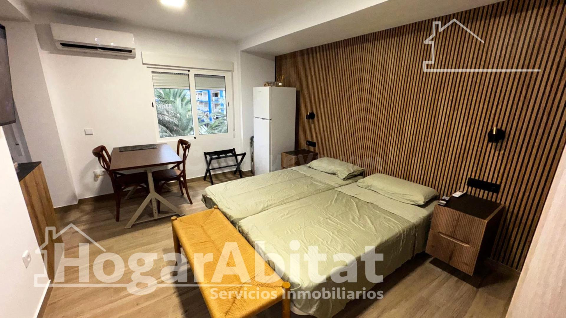 ¡OPORTUNIDAD! REFORMADO CON ASCENSOR EN PRIMERA LÍNEA DE PLAYA