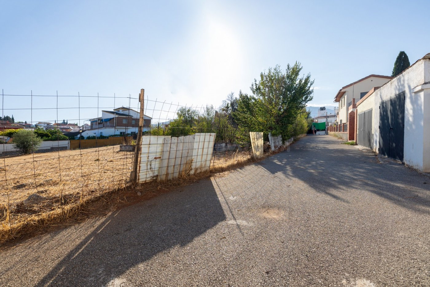 Compra tu parcela para hacer la casa de tus sueños a 5 min de Granada. Huétor Vega