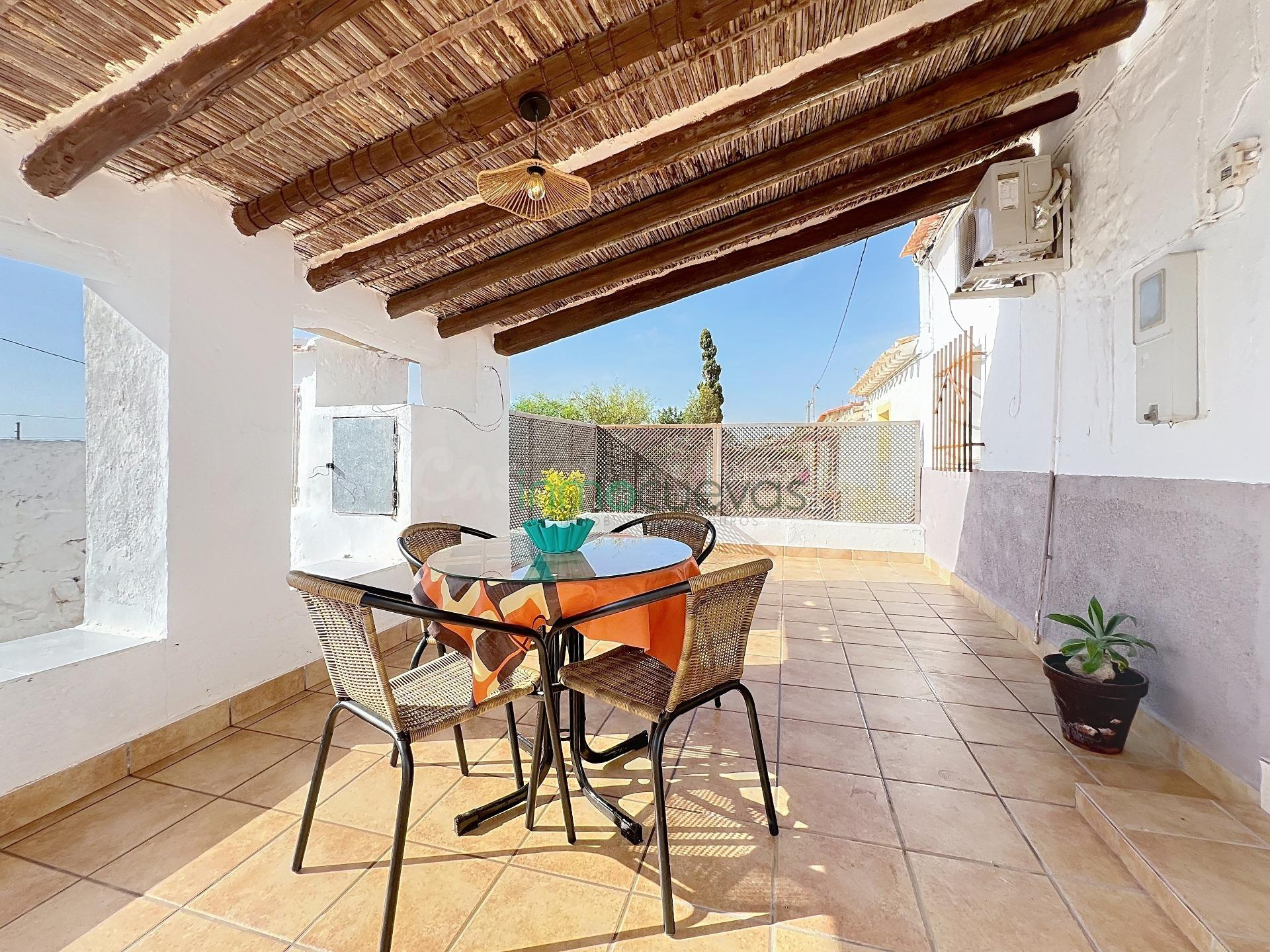 Encantadora Casa Adosada en Cuevas del Almanzora - Ideal para Tu Familia ✨