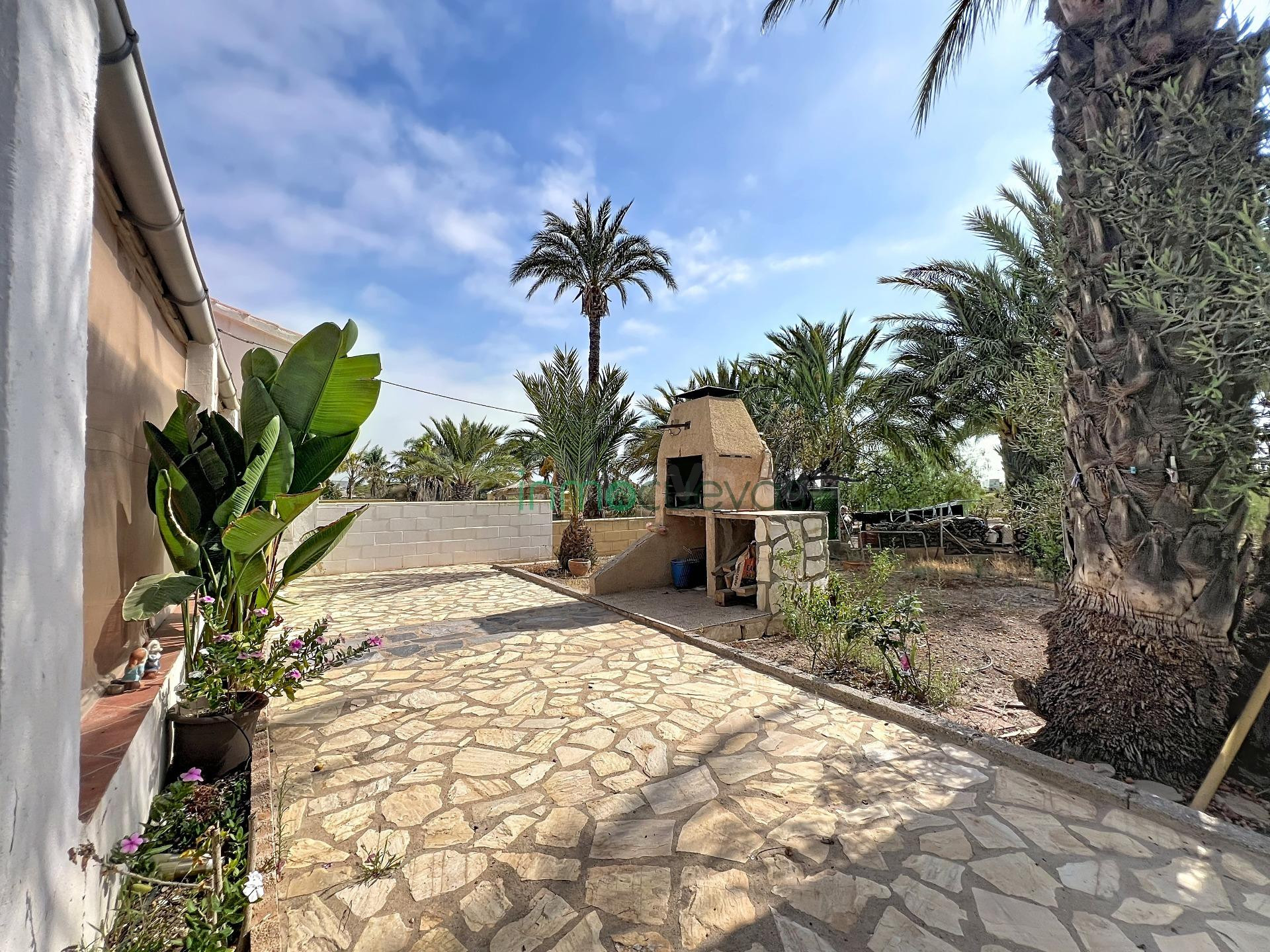 Finca rústica con 2.404 m2 de terreno a solo 700 m del mar — San Juan de los Terreros