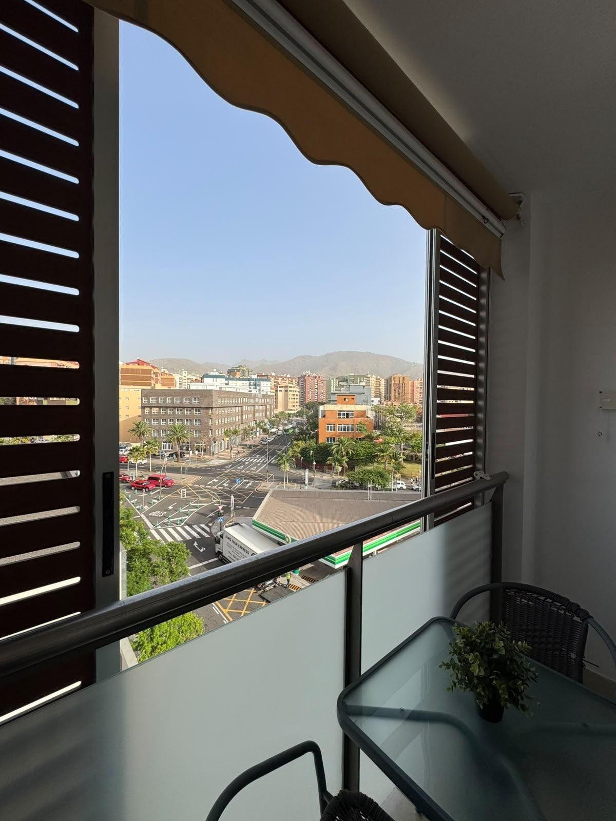 Piso exterior y muy luminoso en Calle Álvaro Rodríguez López con garaje incluido
