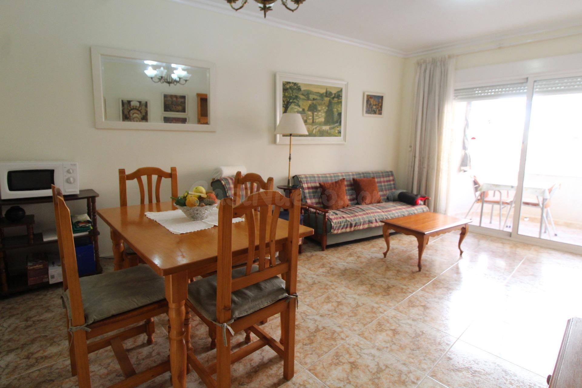 Apartamento de 2 dormitorios a escasos metros de la Playa de Los Locos