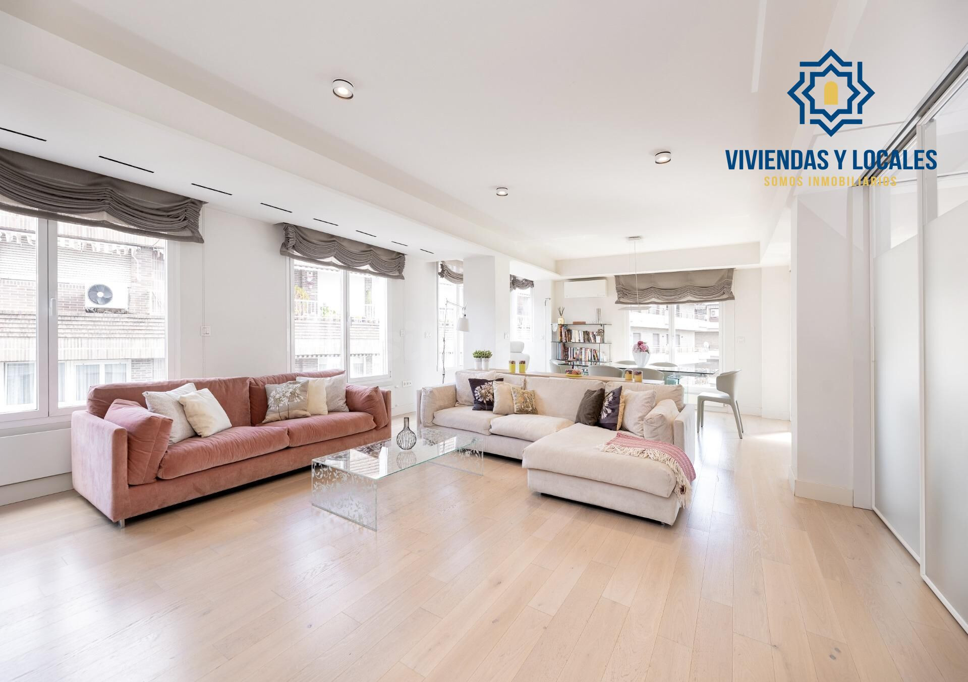 Exclusiva vivienda con vistas al Palacio de los Patos, junto Recogidas, 4 dormitorios 3 baños
