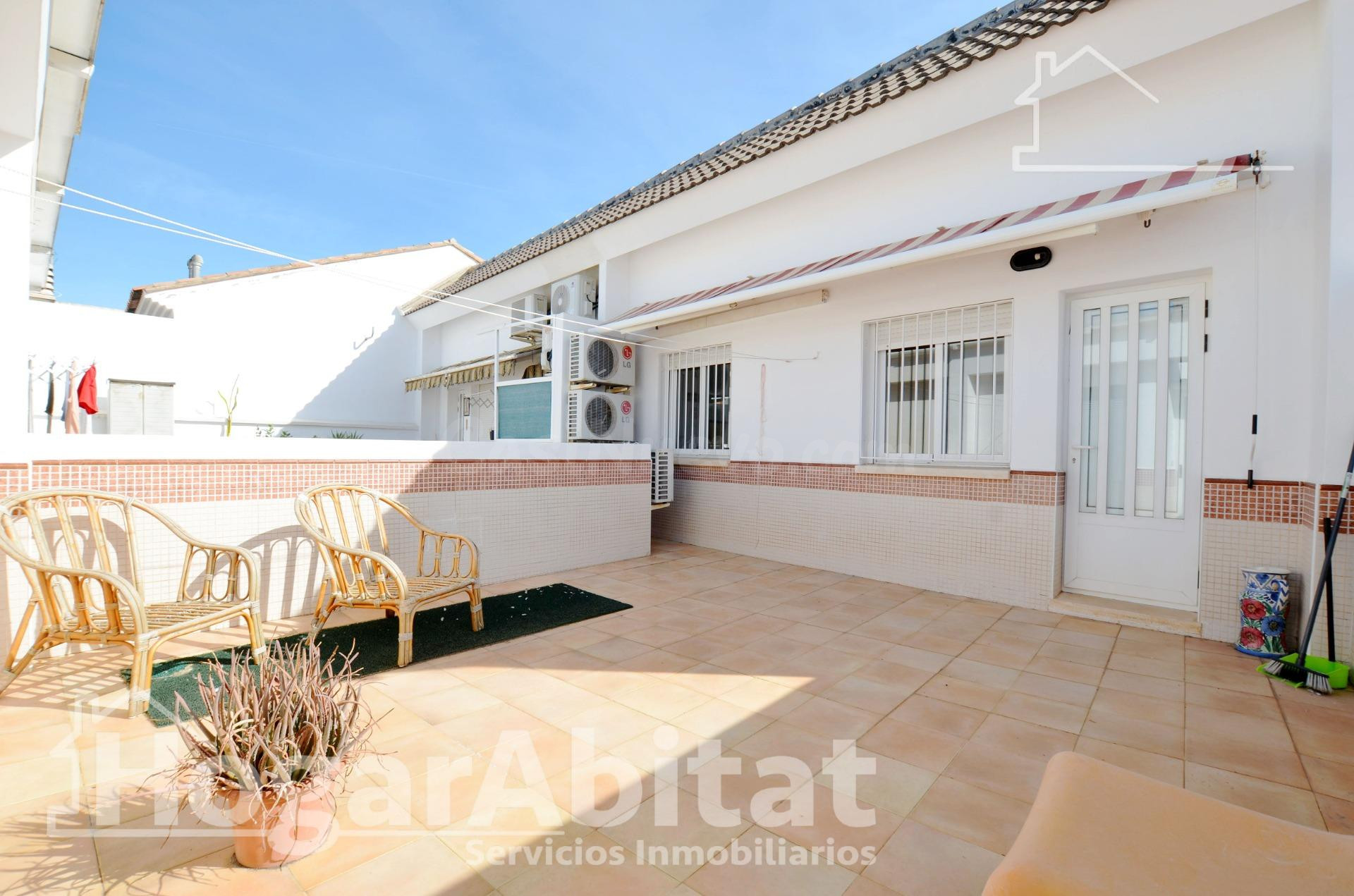 ¡PLAYA DE GANDÍA! PRECIOSO ÁTICO AMPLIO Y EXTERIOR CON GRAN  - foto 2
