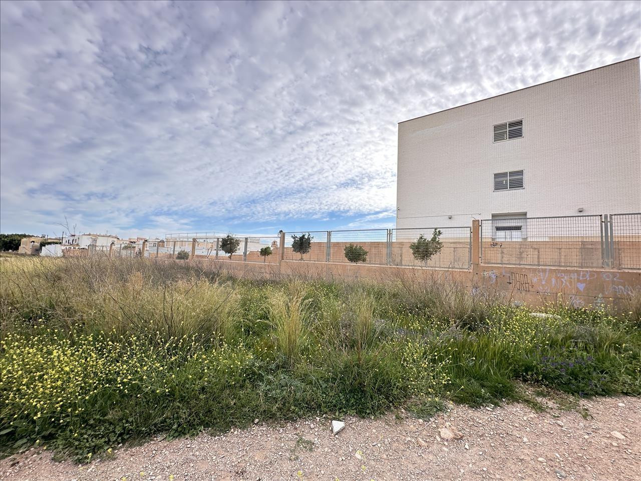 Suelo urbano en venta junto al instituto nuevo