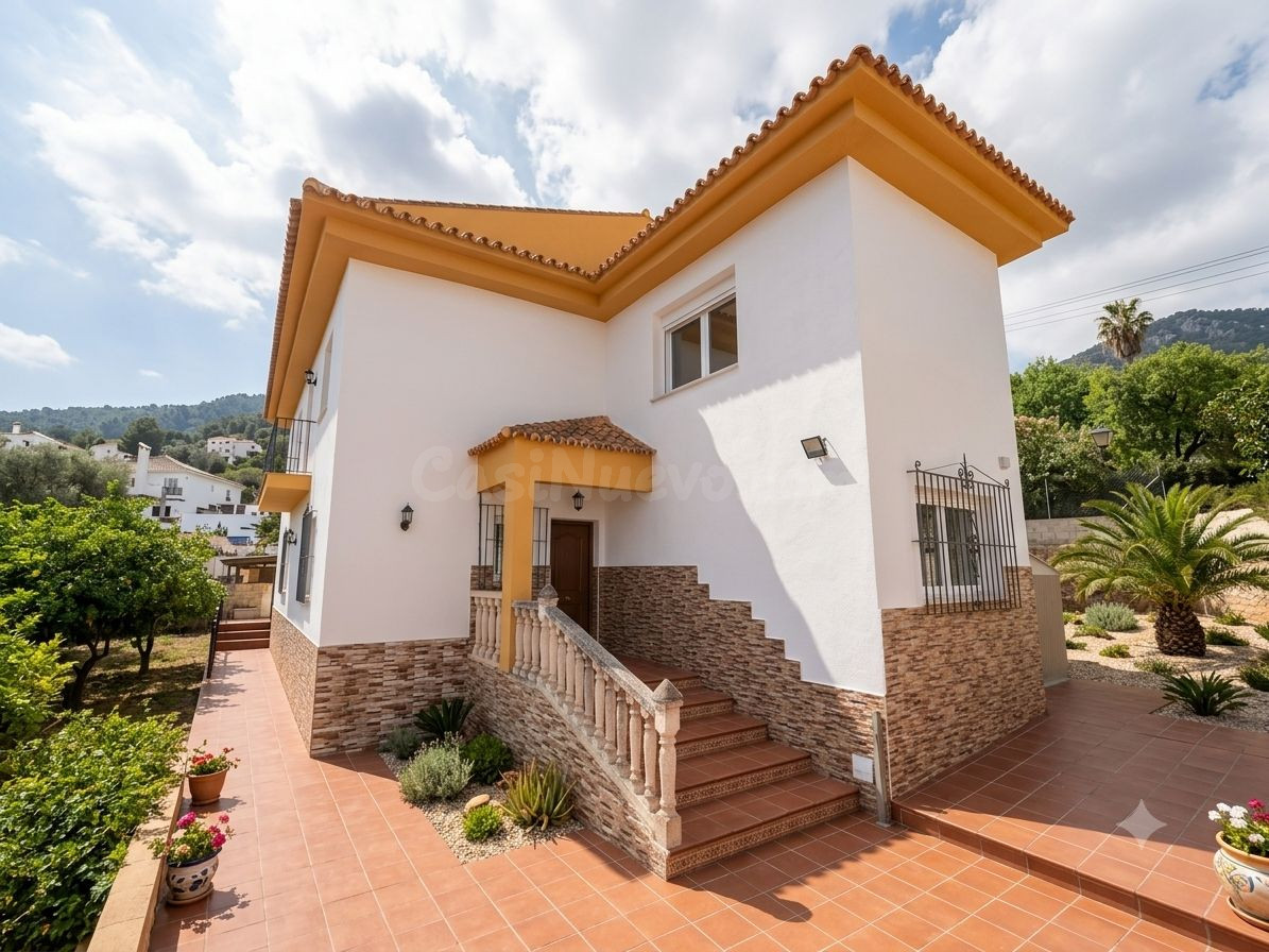 CHALET DE ENSUEÑO EN ALHAURIN DE LA TORRE, CALMA  TOTAL A 15 MIN. DE MÁLAGA Y AEROPUERTO