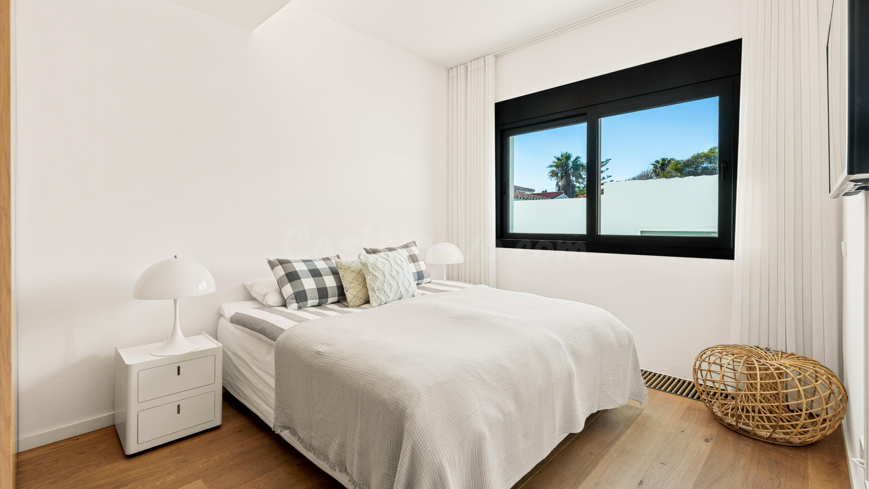 Spectacular Beachfront Designer Villa in Marbella