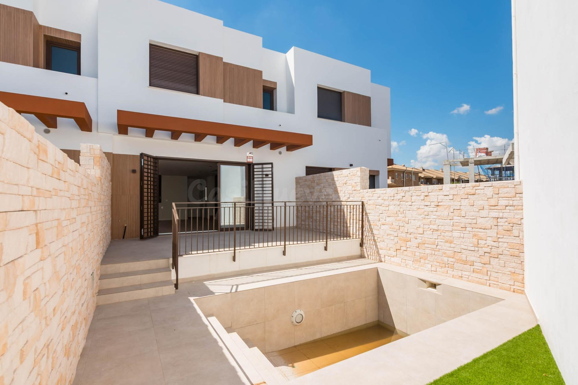 A estrenar en Montepinar | 3 dormitorios, piscina privada y garaje