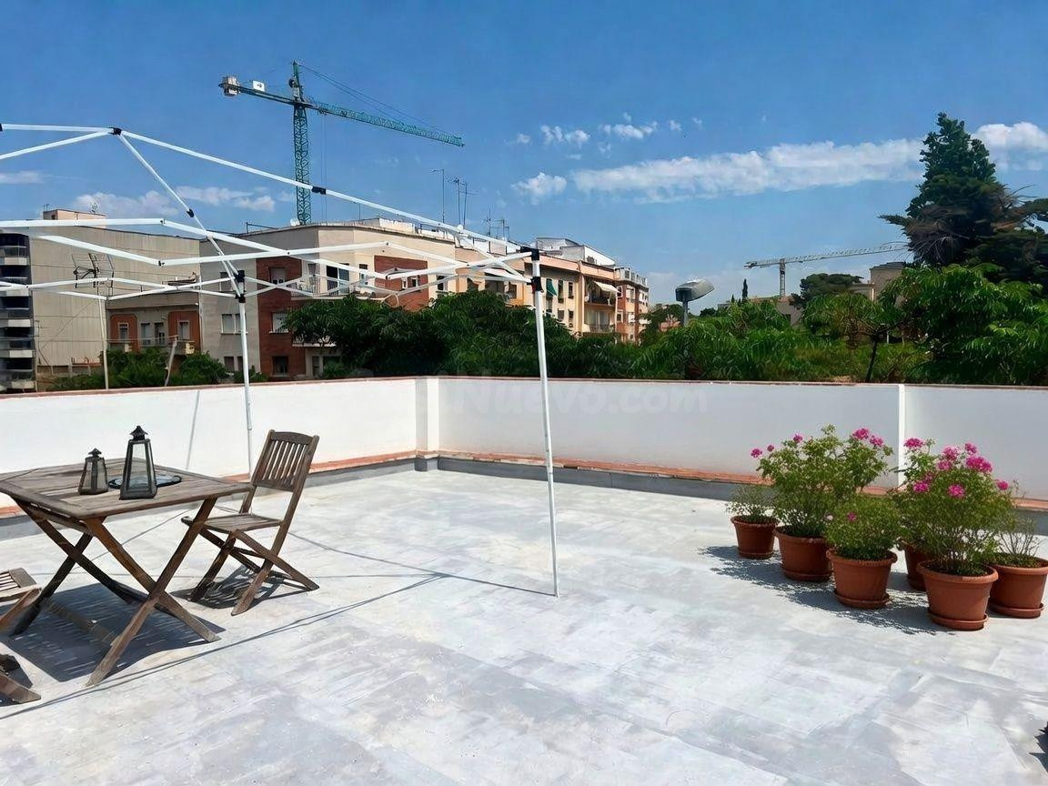 Vive en pleno Eixample Nord de Tarragona delante Camp Mart