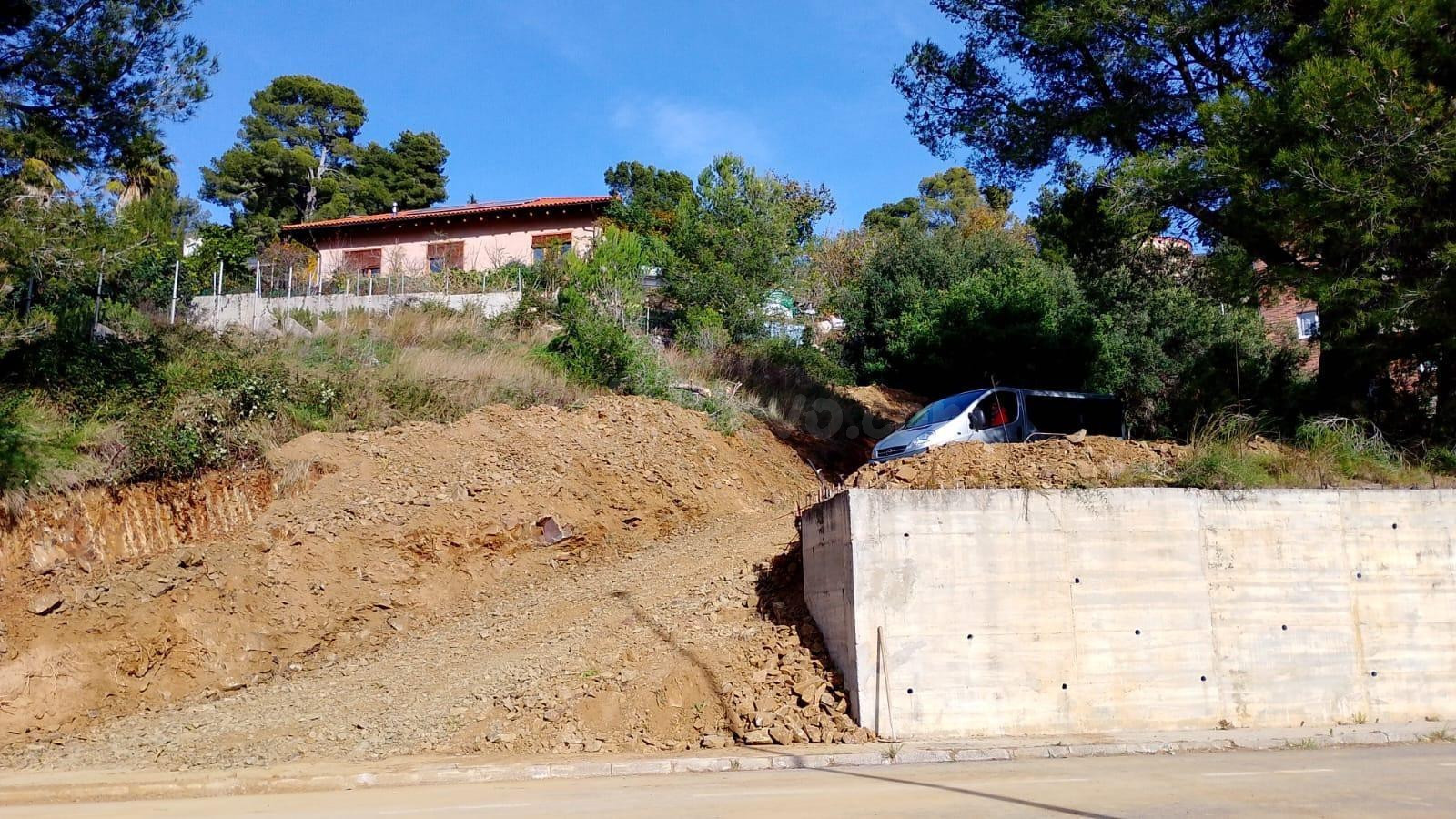 PARCELA URBANA EN PICARANY, ALMOSTER: NATURALEZA, PRIVACIDAD Y ESPACIO PARA CREAR TU PROYECTO