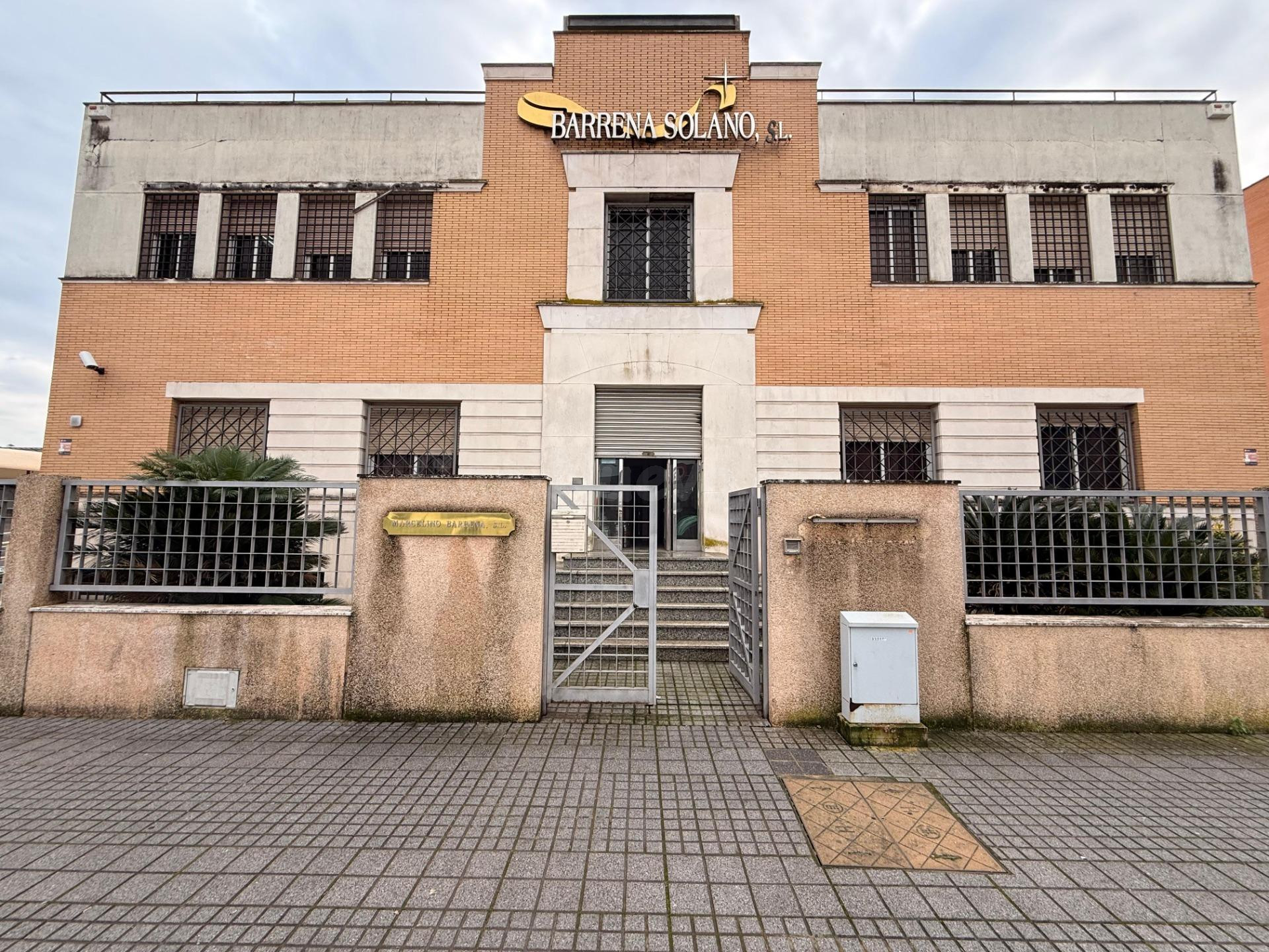 Edificio industrial en el Polígono del Granadal – Córdoba capital (junto al barrio de Cañero)