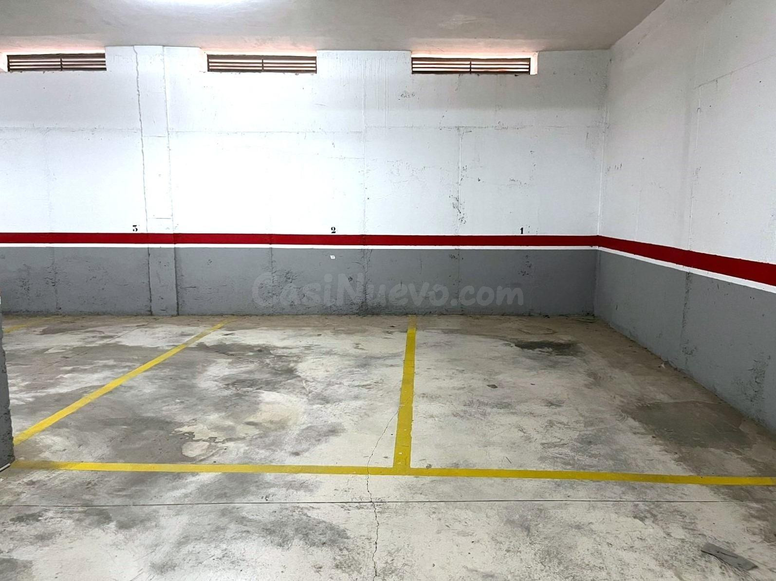 Se alquilan plazas de garaje en Santomera c/San Jose nº1