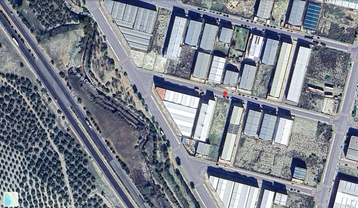 MAGNIFICA PARCELA INDUSTRIAL EN LUCENA - foto 4