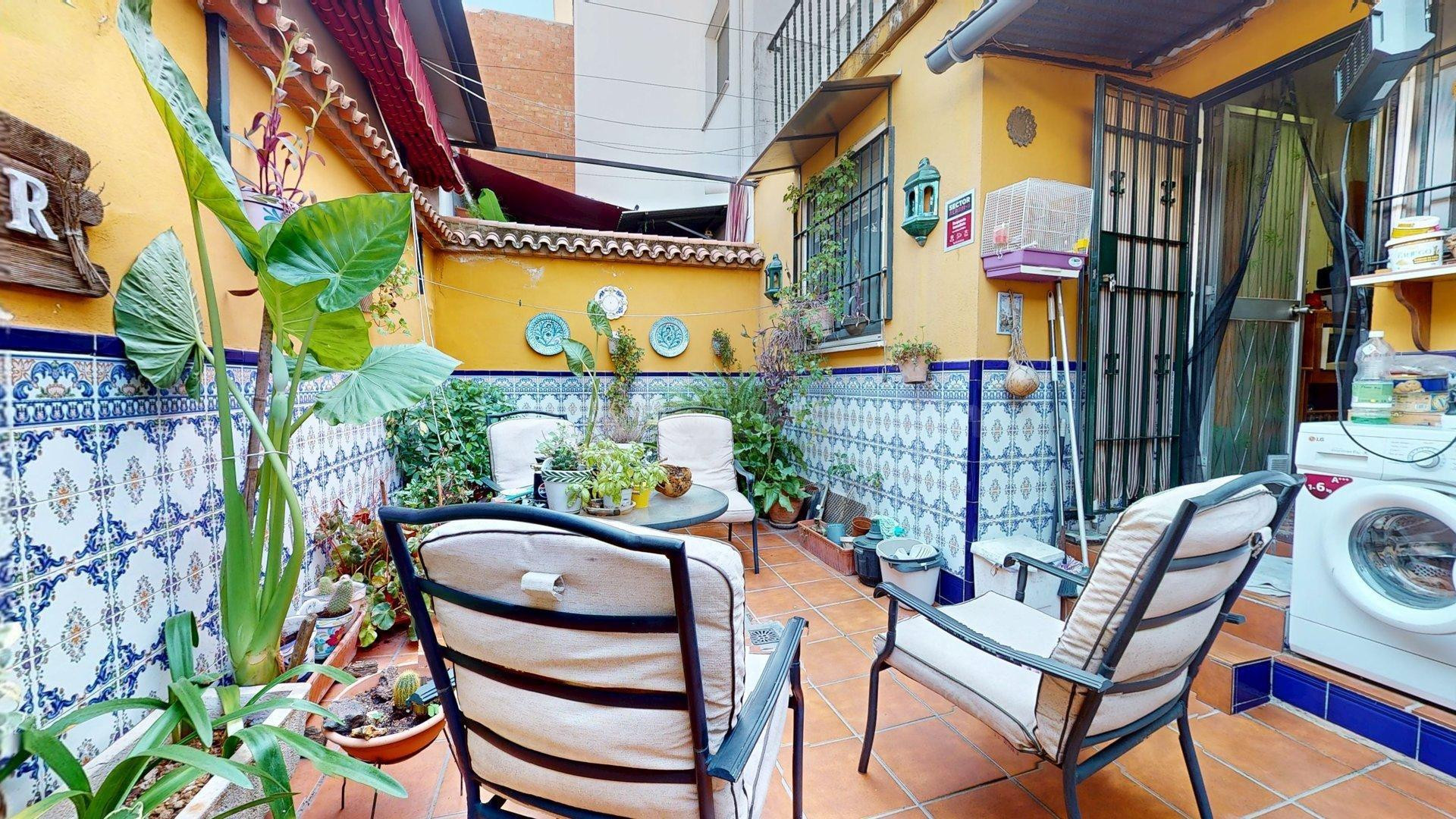 Exclusiva casa adosada de 4 dormitorios con gran terraza en San Rafael de la Albaida