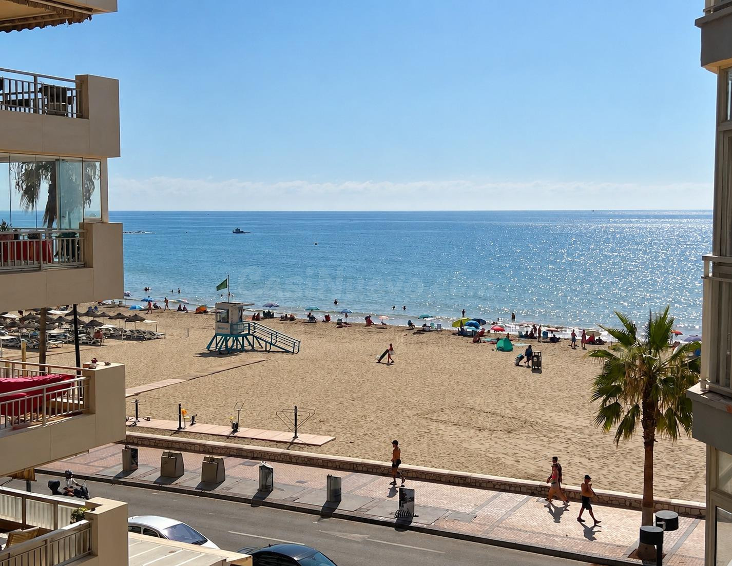 ALQUILER TEMPORADA INVIERNO. APARTAMENTO 2 DORMITORIOS PRIMERA LINEA DE PLAYA, FUENGIROLA