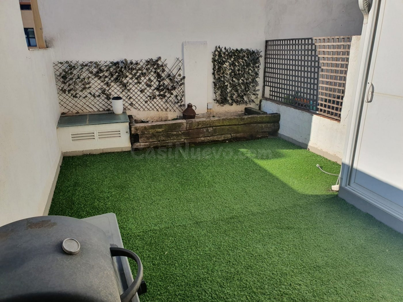 Casa al centre de Sabadell amb garatge per a 2 cotxes i terrassa