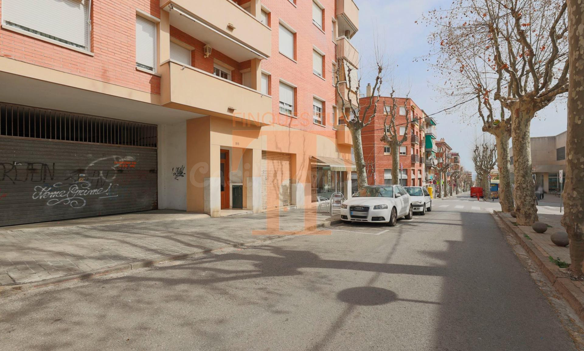 PLAZA DE PARKING EN VENTA: MUY CERCA del AMBULATORIO (C/ Plaça -C/ Mercè)