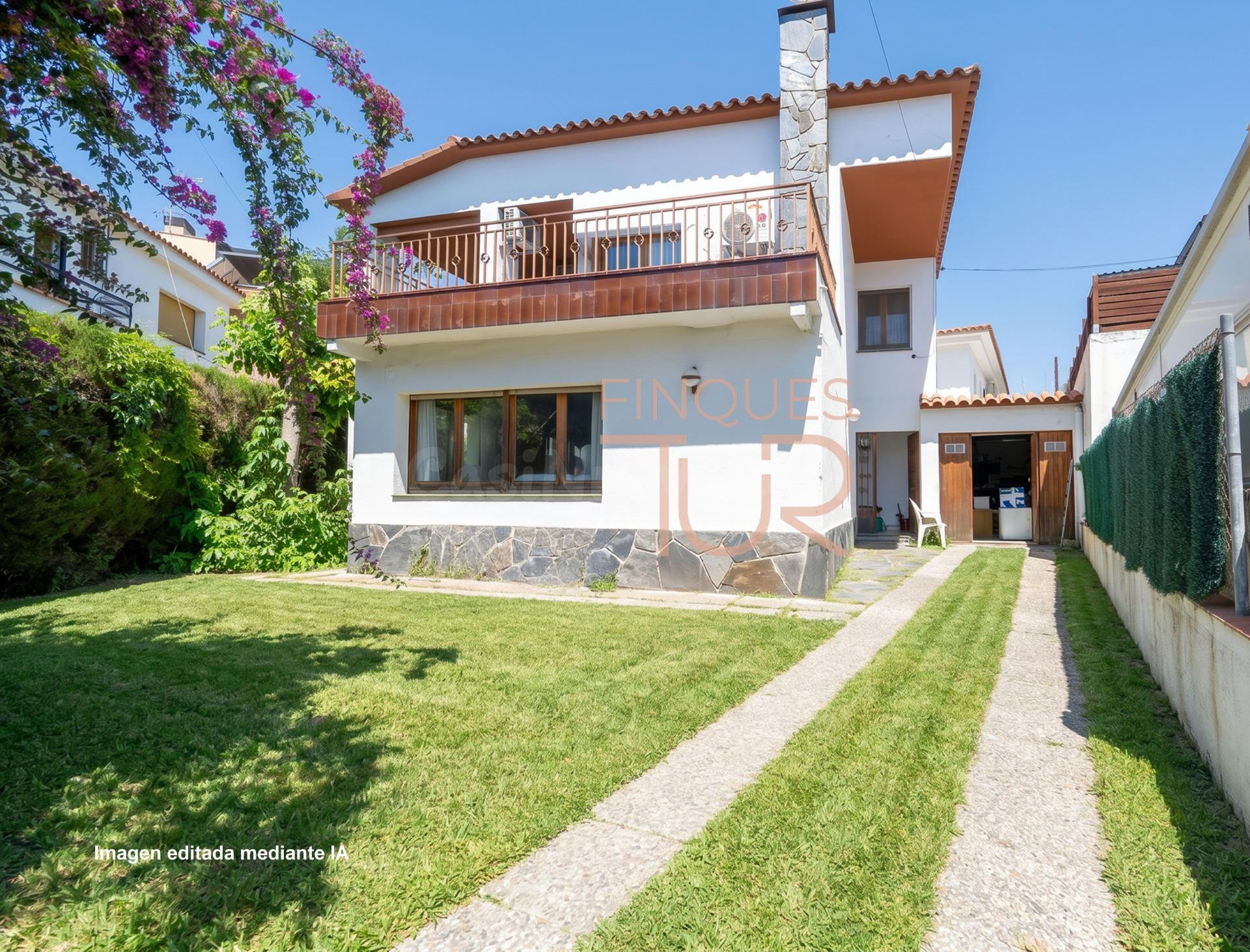 CASA con JARDIN y amplitud Premia de Dalt – Zona La Floresta (Maresme - Barcelona)