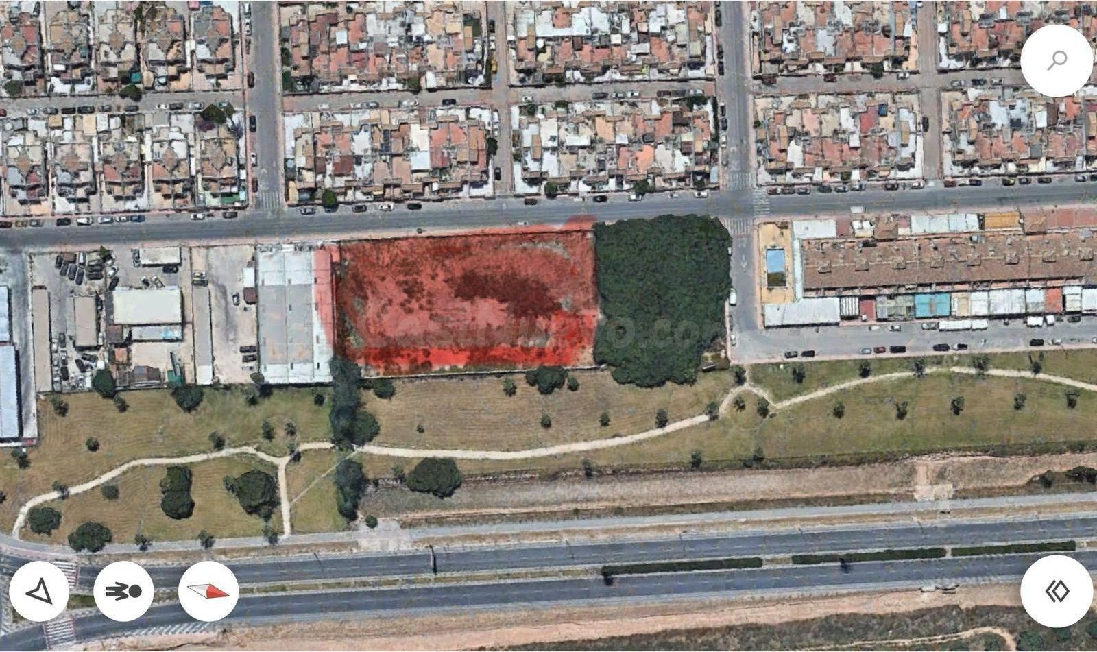 SE ALQUILA PARCELA COMERCIAL 3500 ms2, EN PRIMERA LINEA DE la CV 905  EN TORREVIEJA JUNTO ZONA NUEVA MACROURBANIZACION