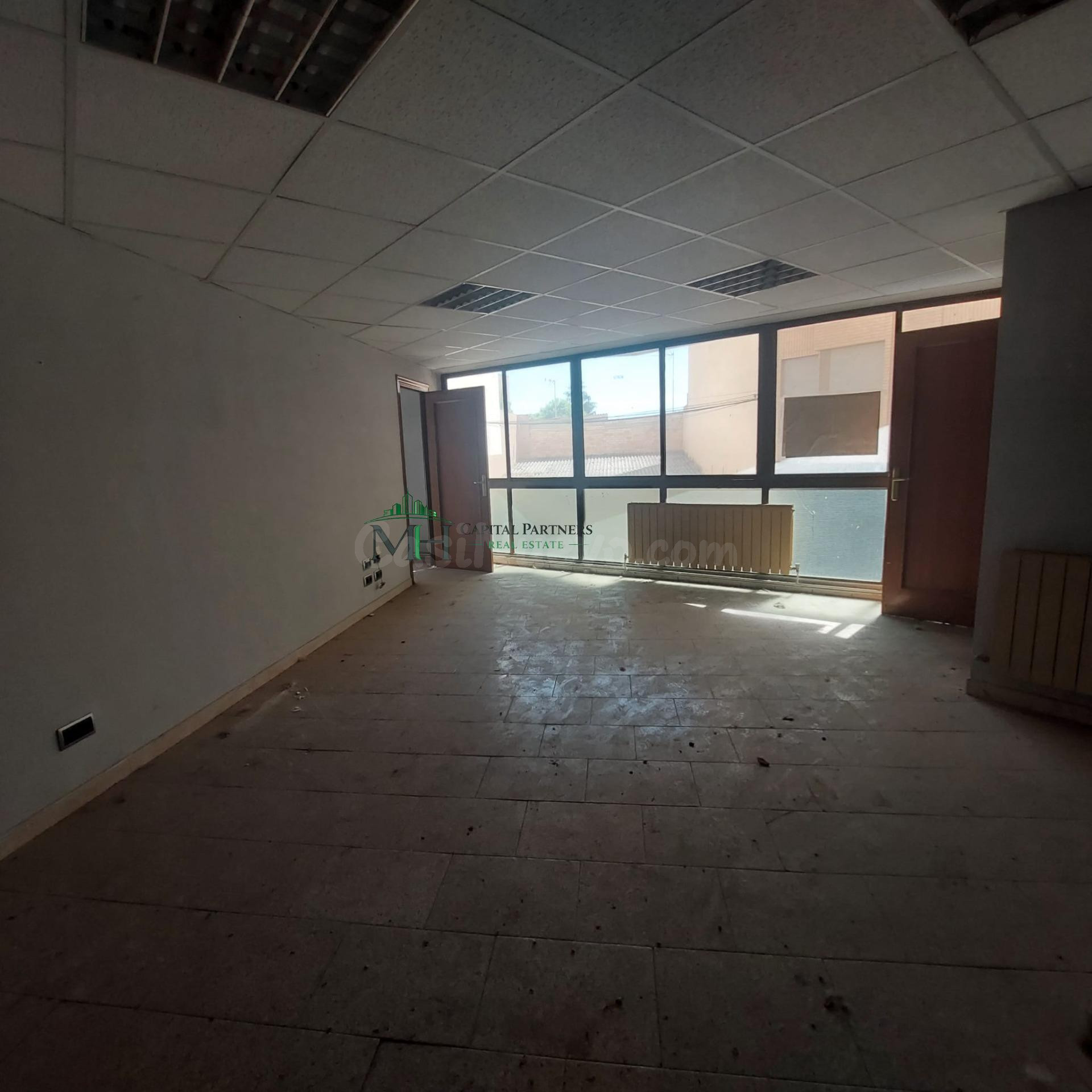 Amplia Oficina en Najera con Potencial para Transformación - foto 4