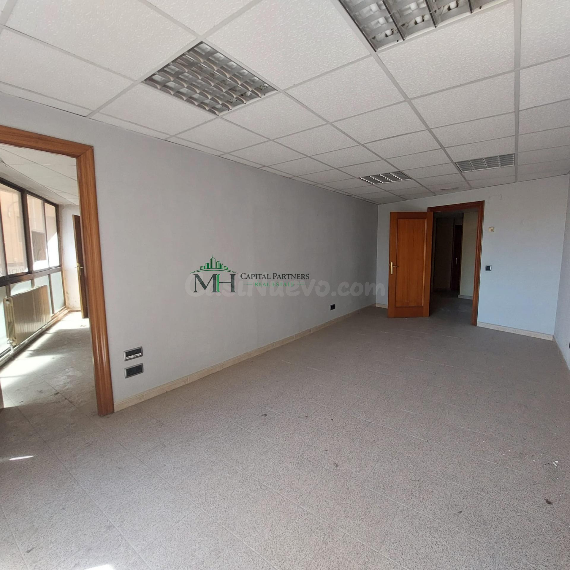 Amplia Oficina en Najera con Potencial para Transformación - foto 5