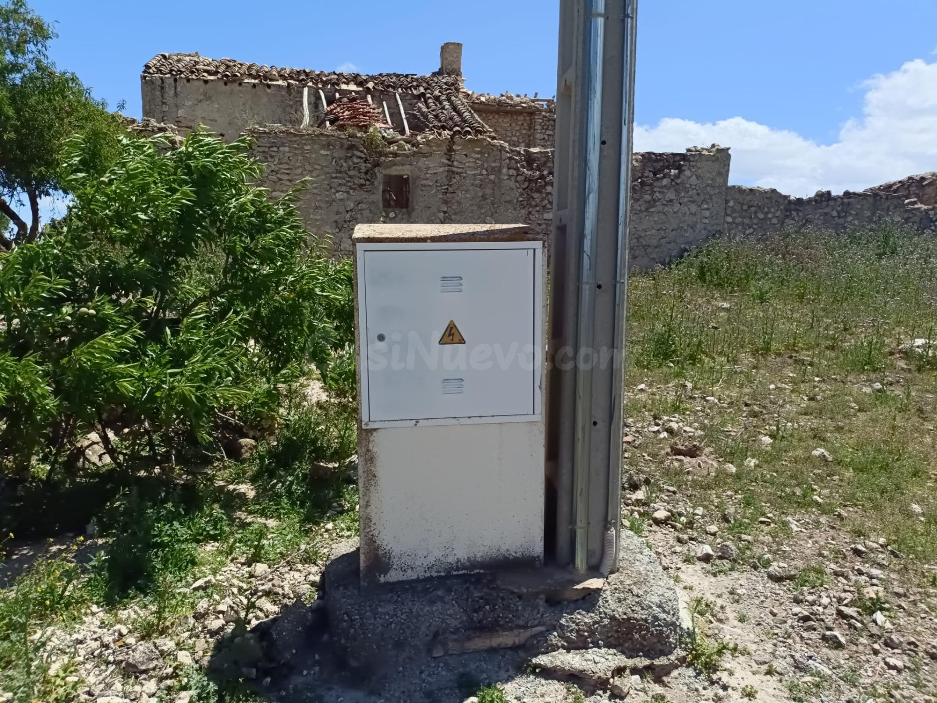 Exclusiva finca rústica en Salar – 18 fanegas de tierra calma con cortijo y suministros