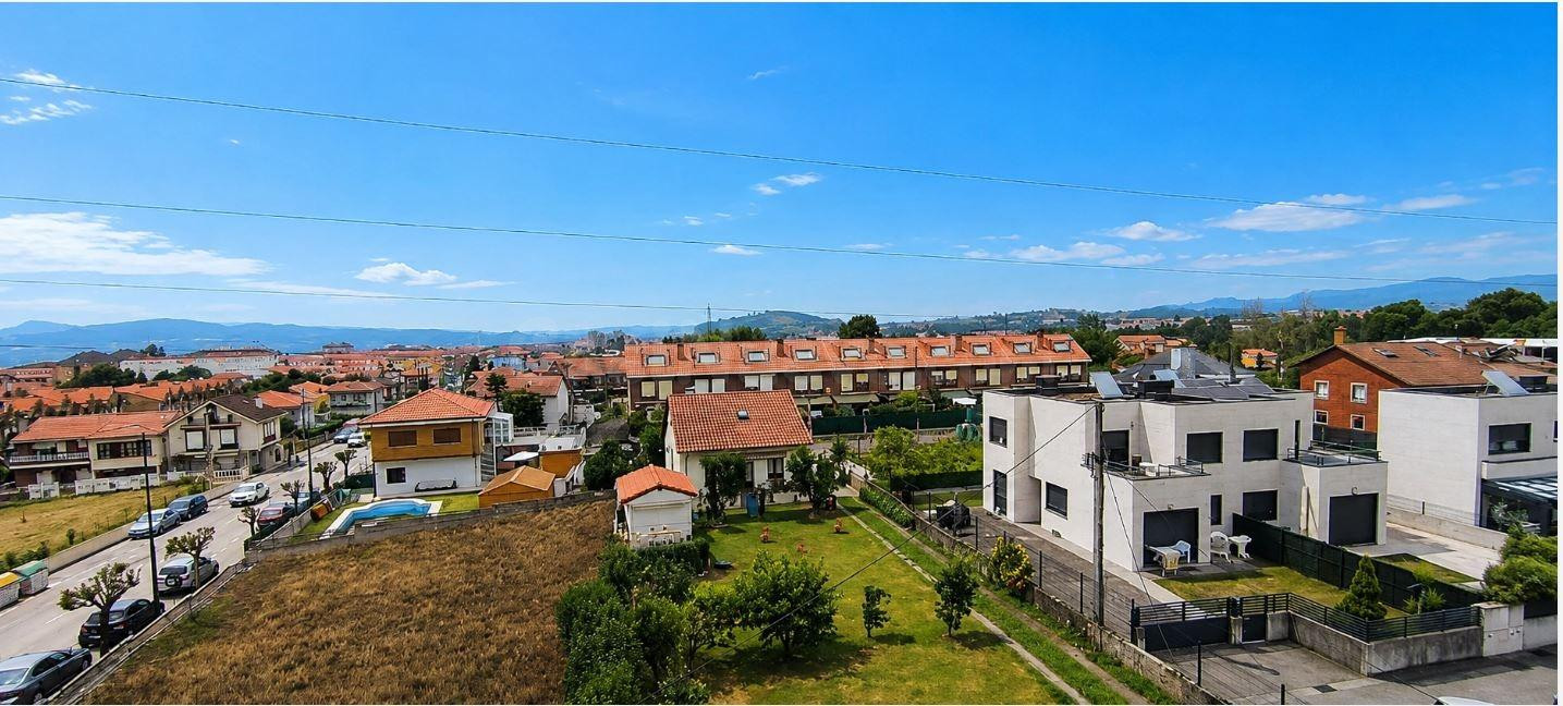 VIVIENDA ÚNICA POR ESPACIO, UBICACIÓN Y POTENCIAL JUNTO A LA UNIVERSIDAD EN TANOS.-